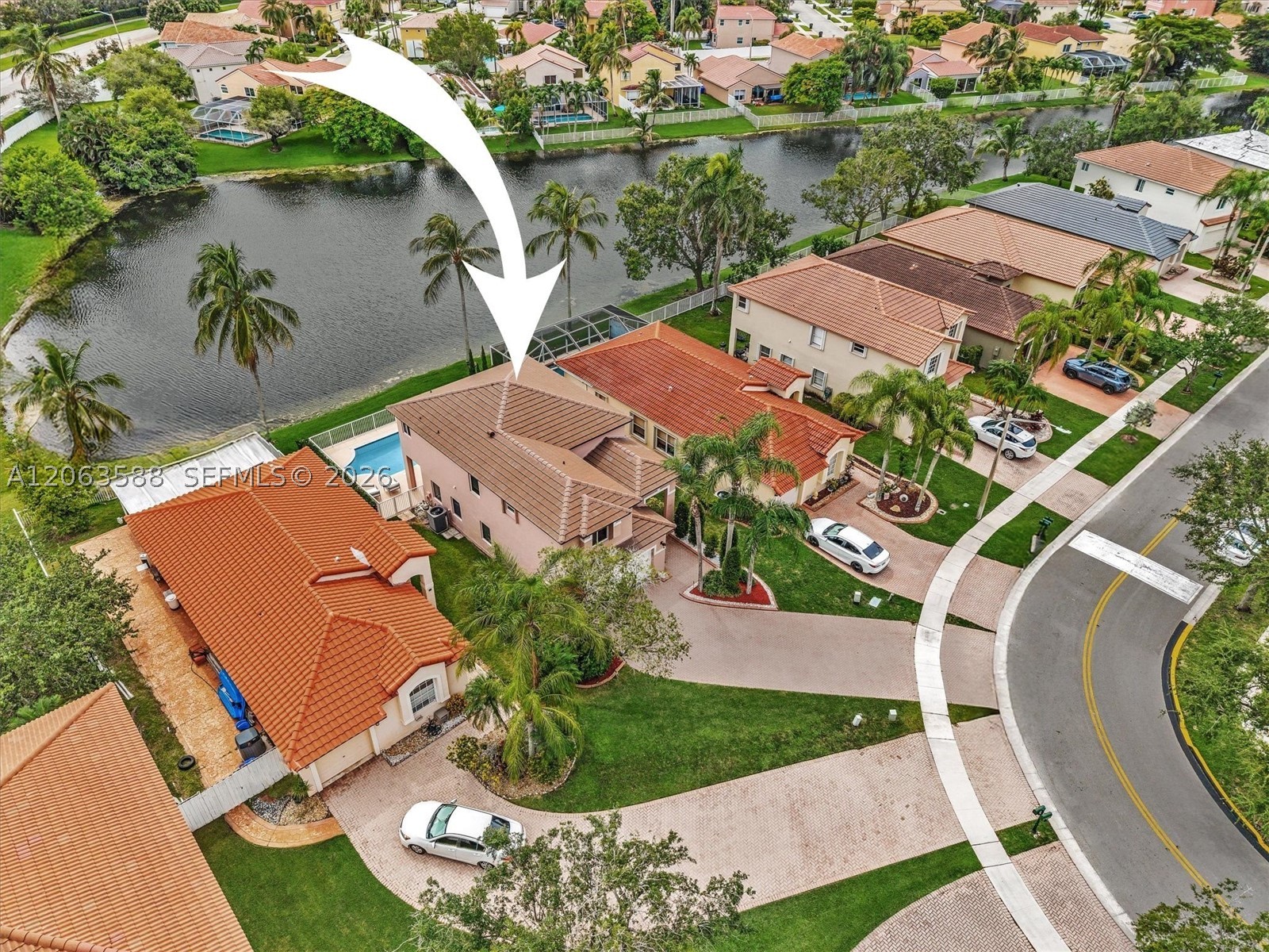 Pembroke Pines photo 1