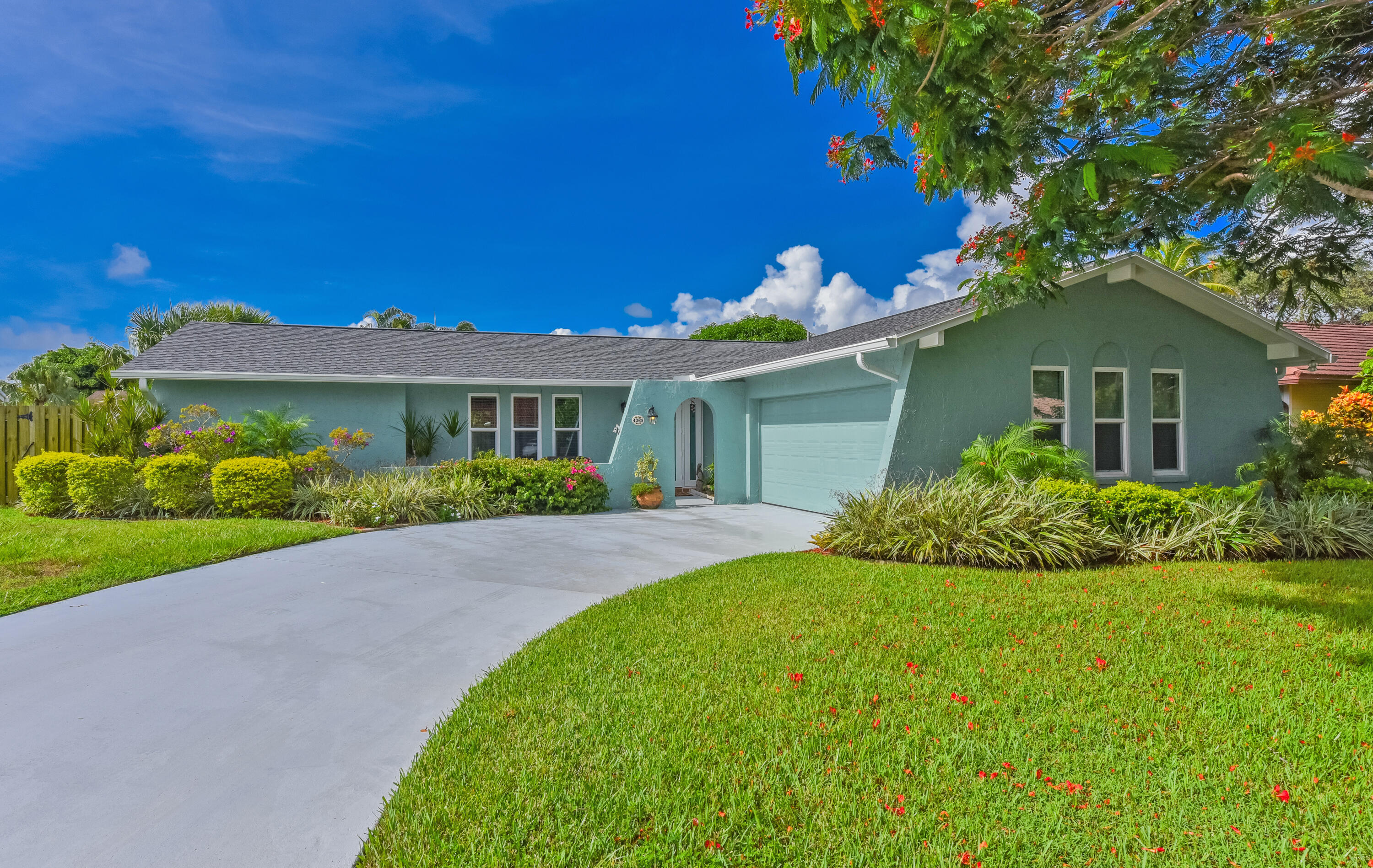 Palm Beach Gardens photo 3