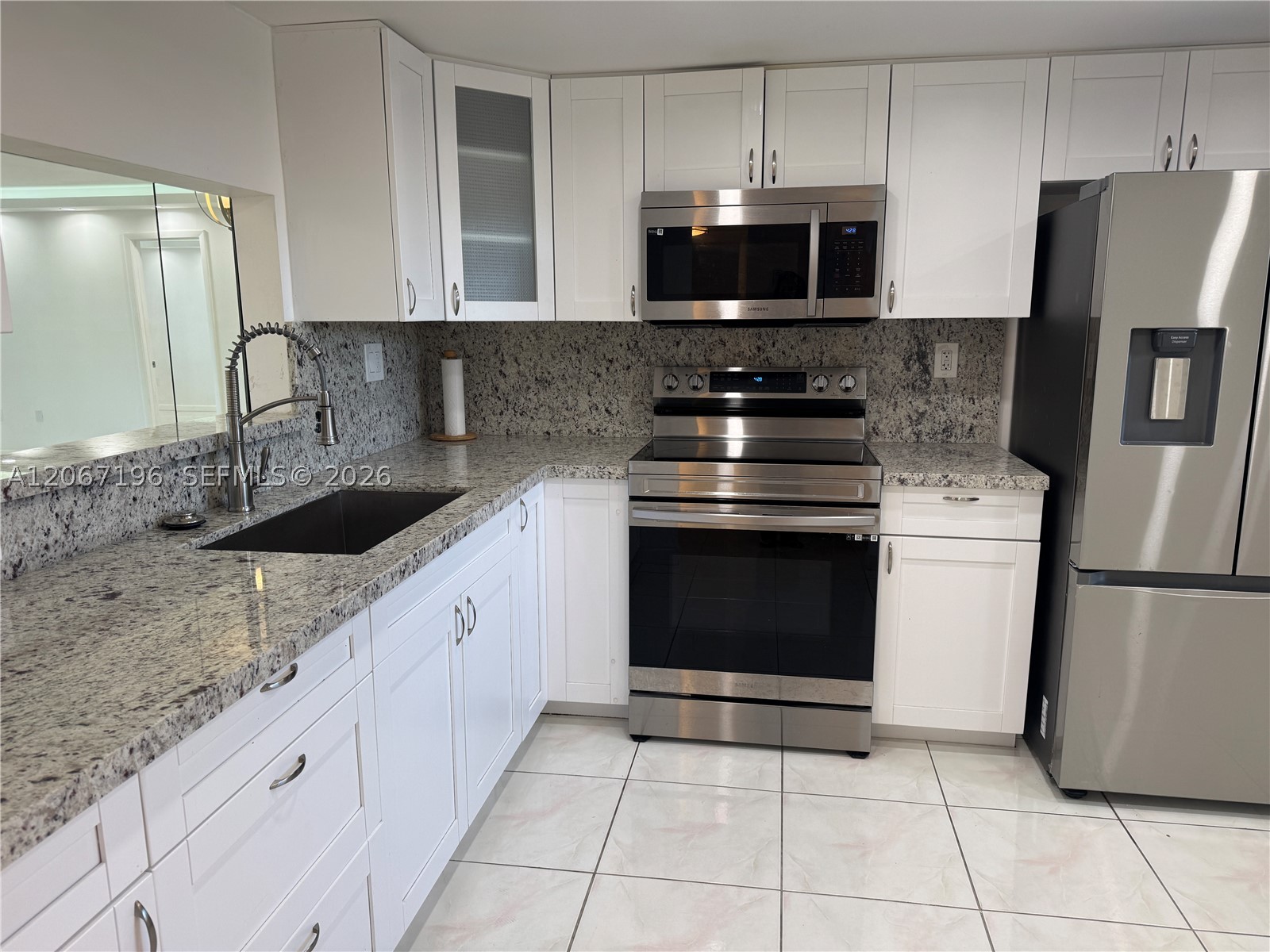 Pembroke Pines photo 2