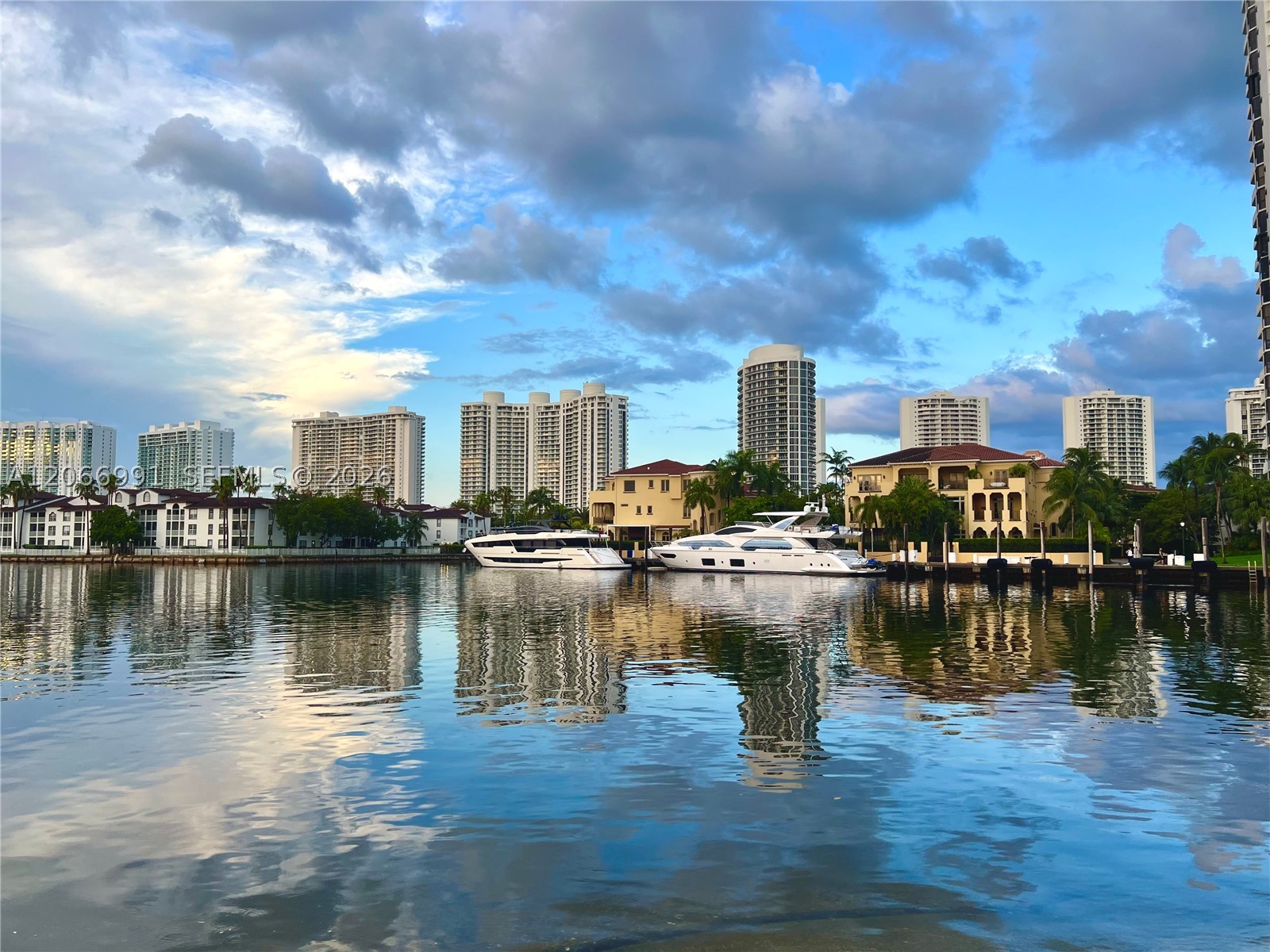 Aventura photo 1