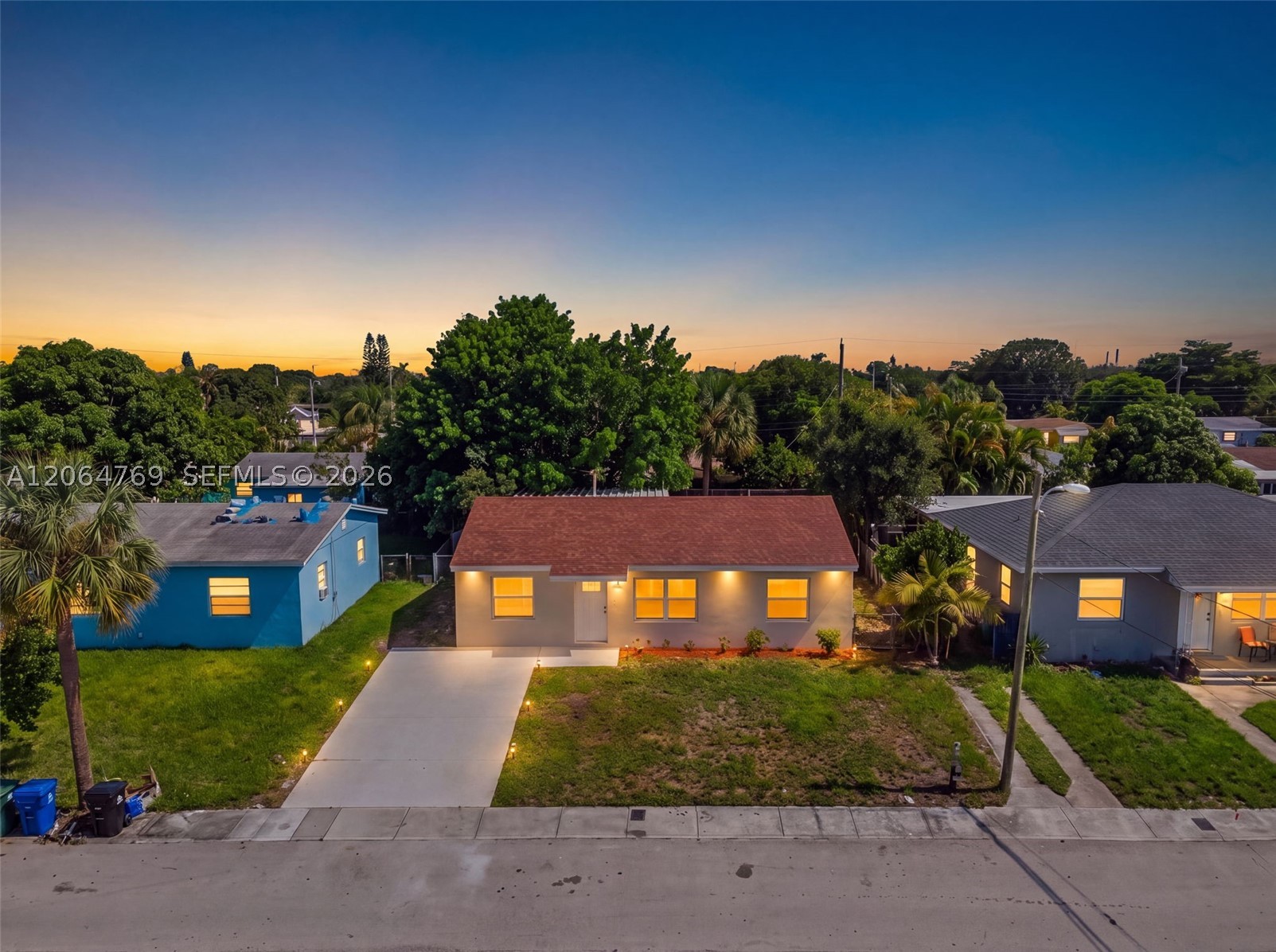 North Miami Beach photo 2