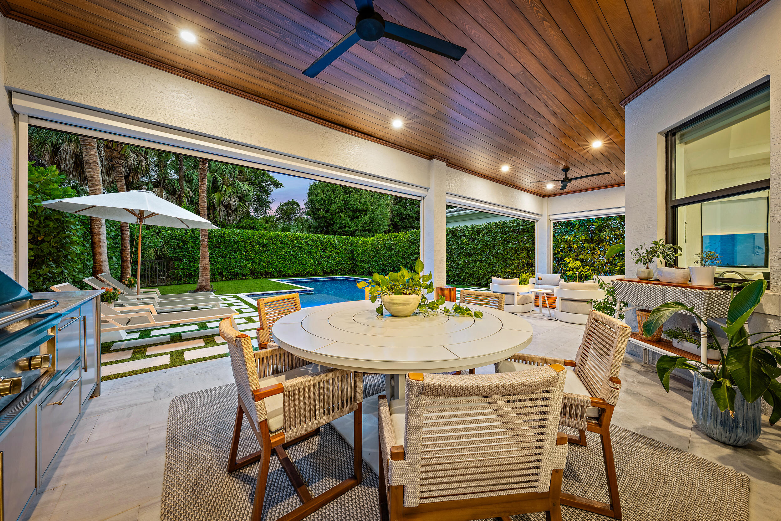Palm Beach Gardens photo 2