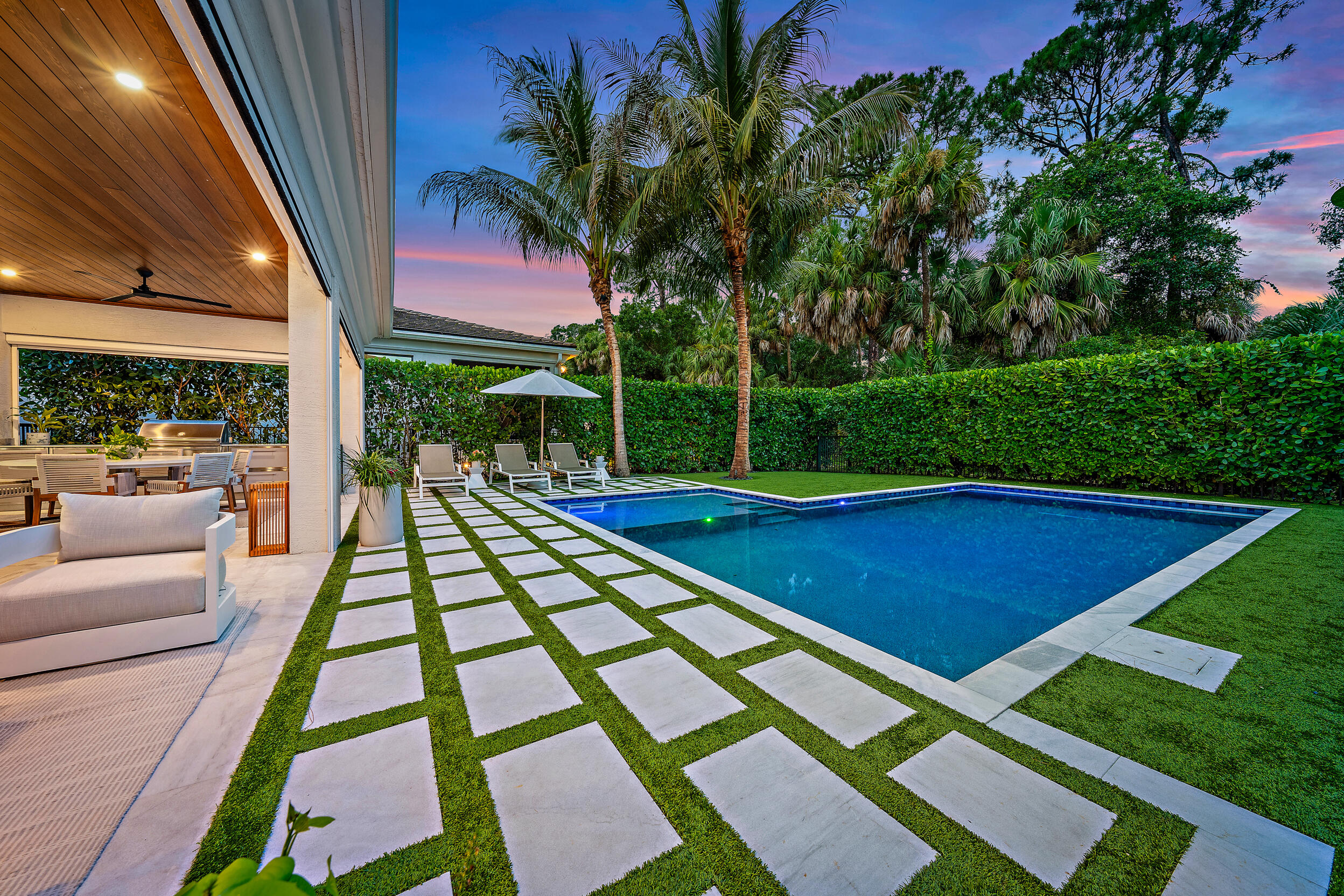 Palm Beach Gardens photo 5