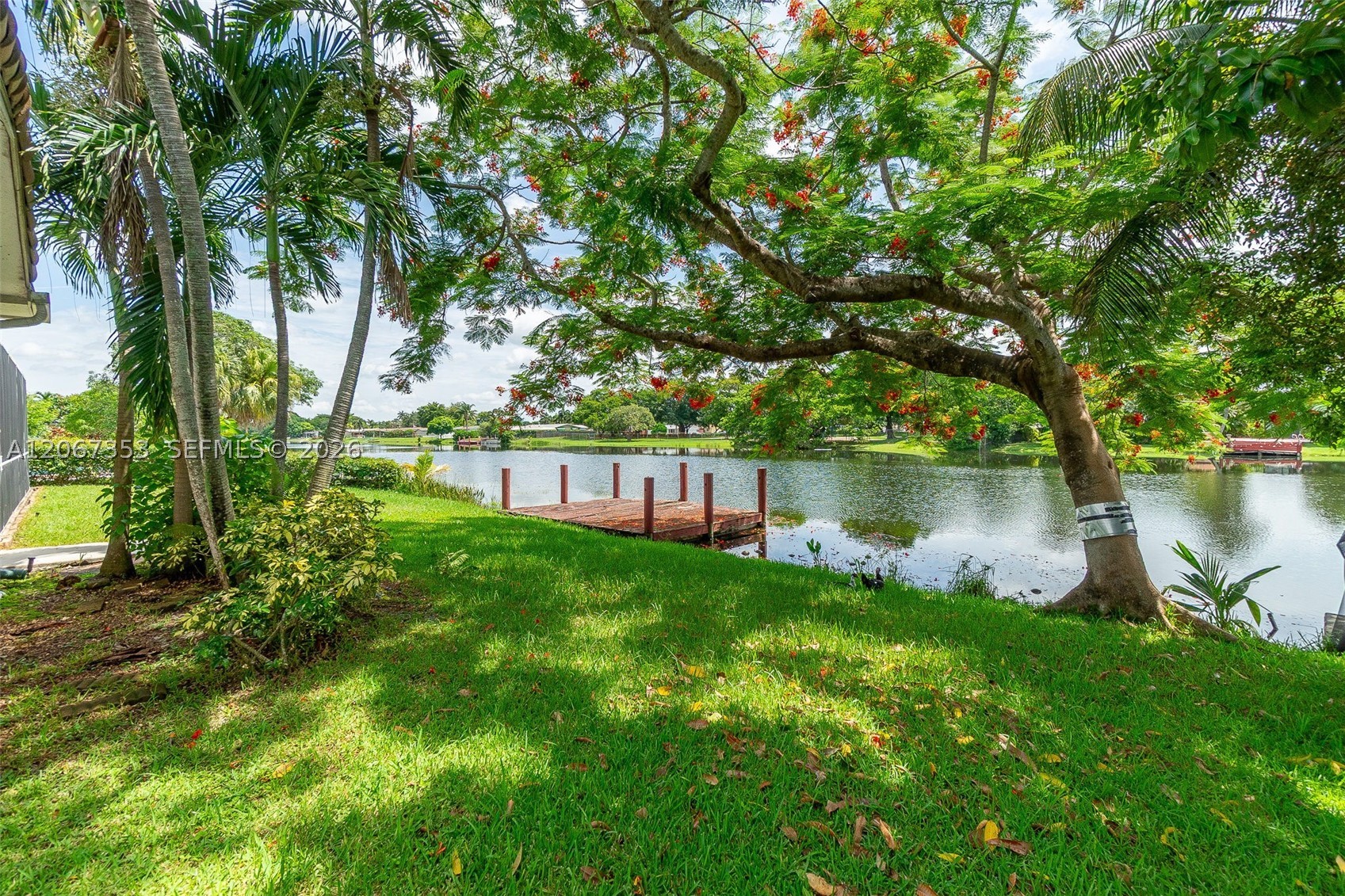 Pembroke Pines photo 2