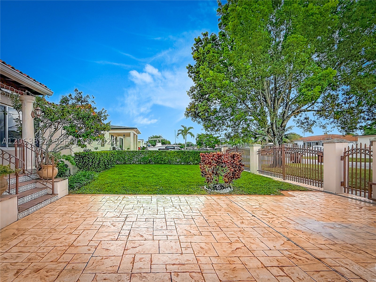 Hialeah photo 5
