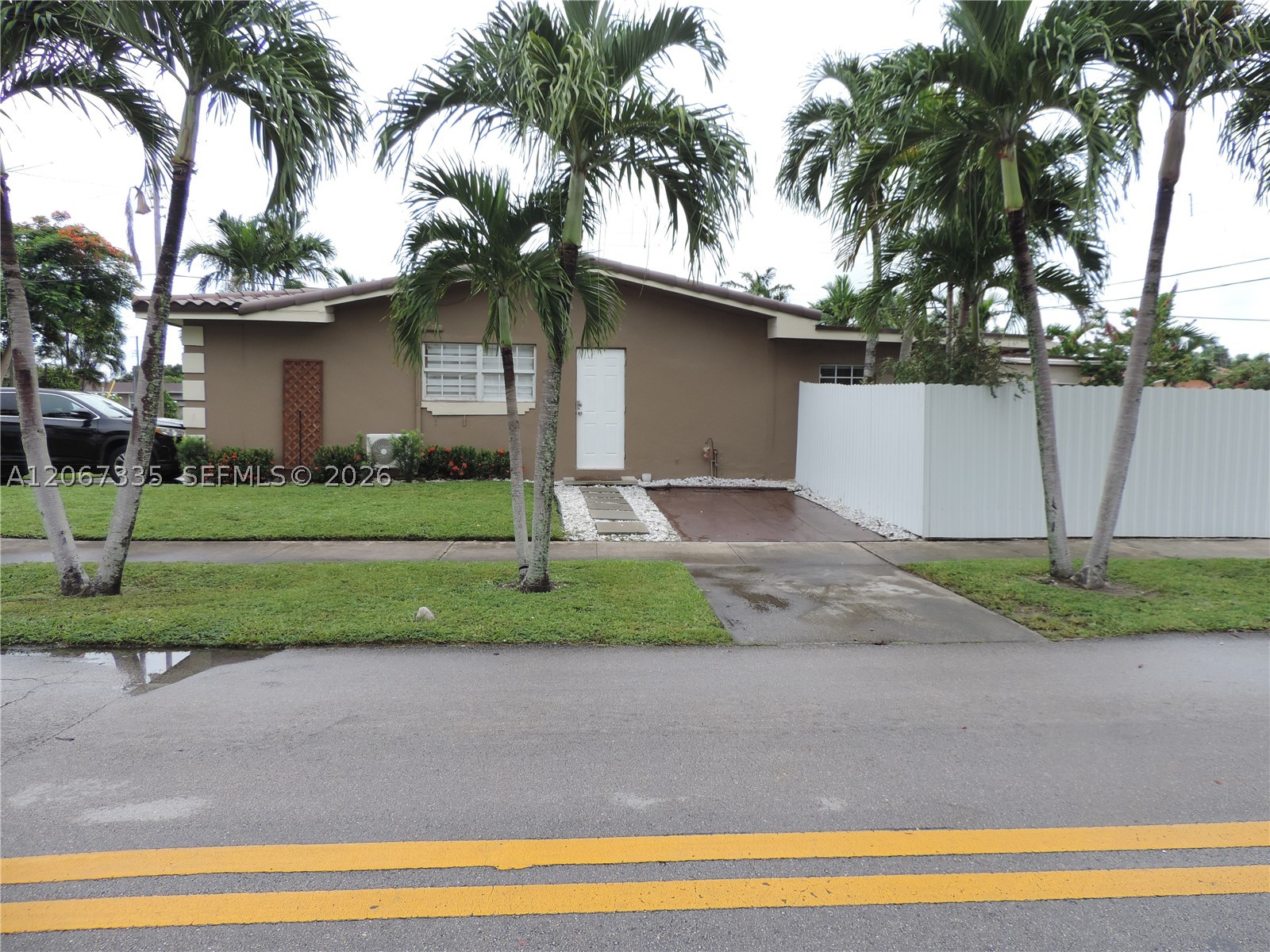 Hialeah photo 3