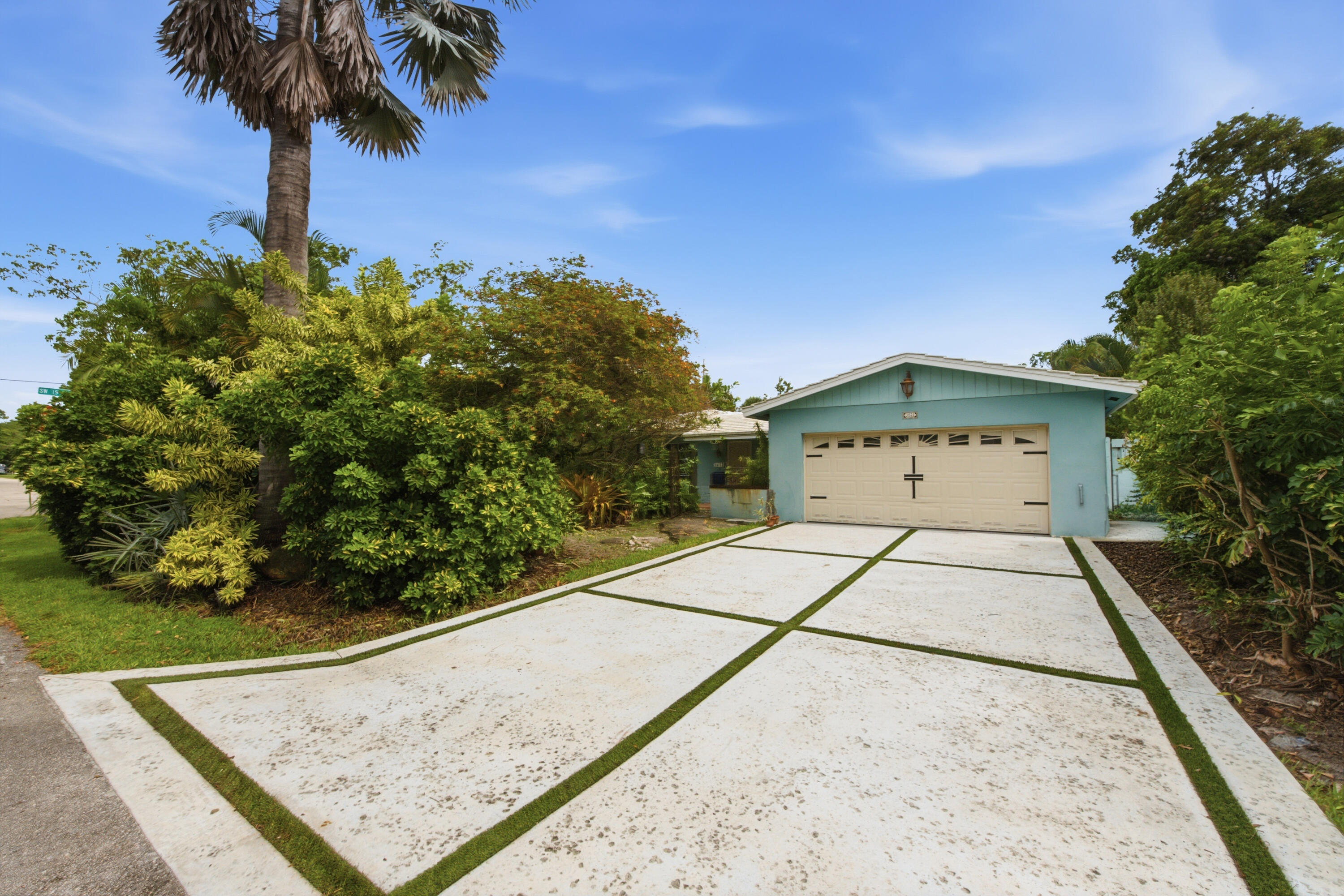 Fort Lauderdale photo 1