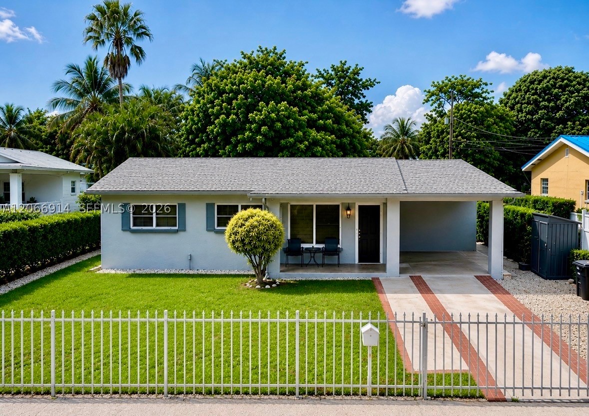 North Miami photo 1