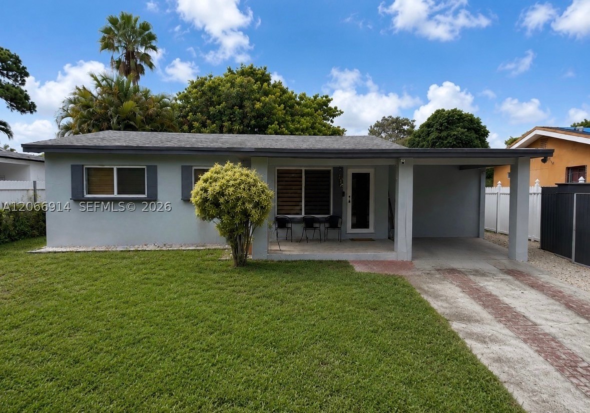 North Miami photo 4