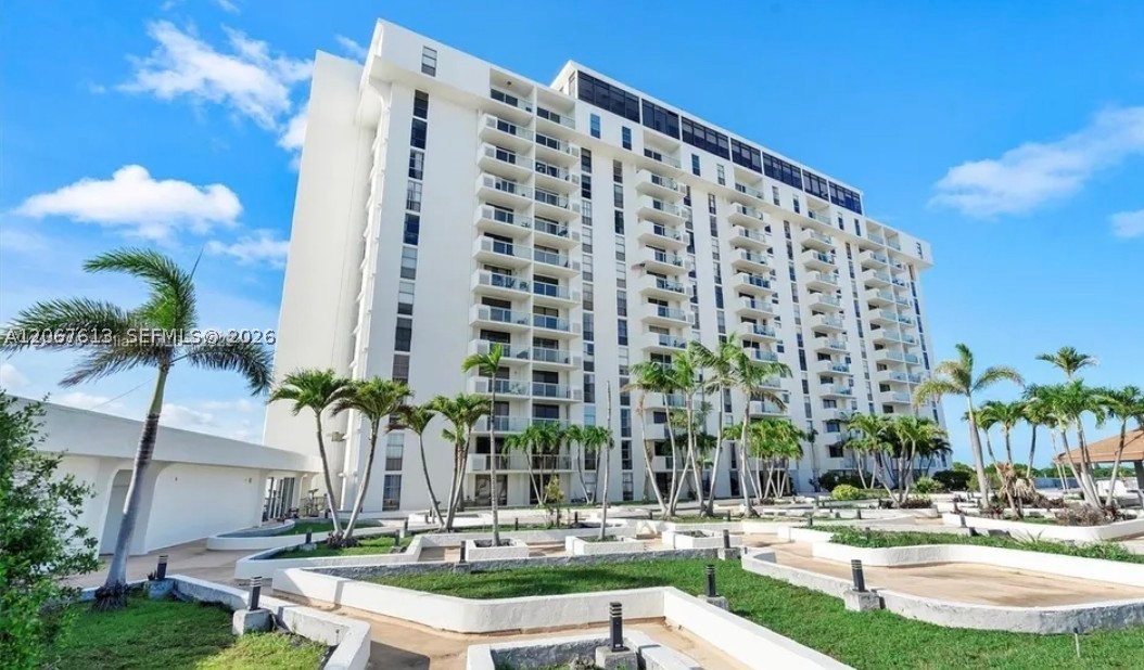 North Miami photo 2