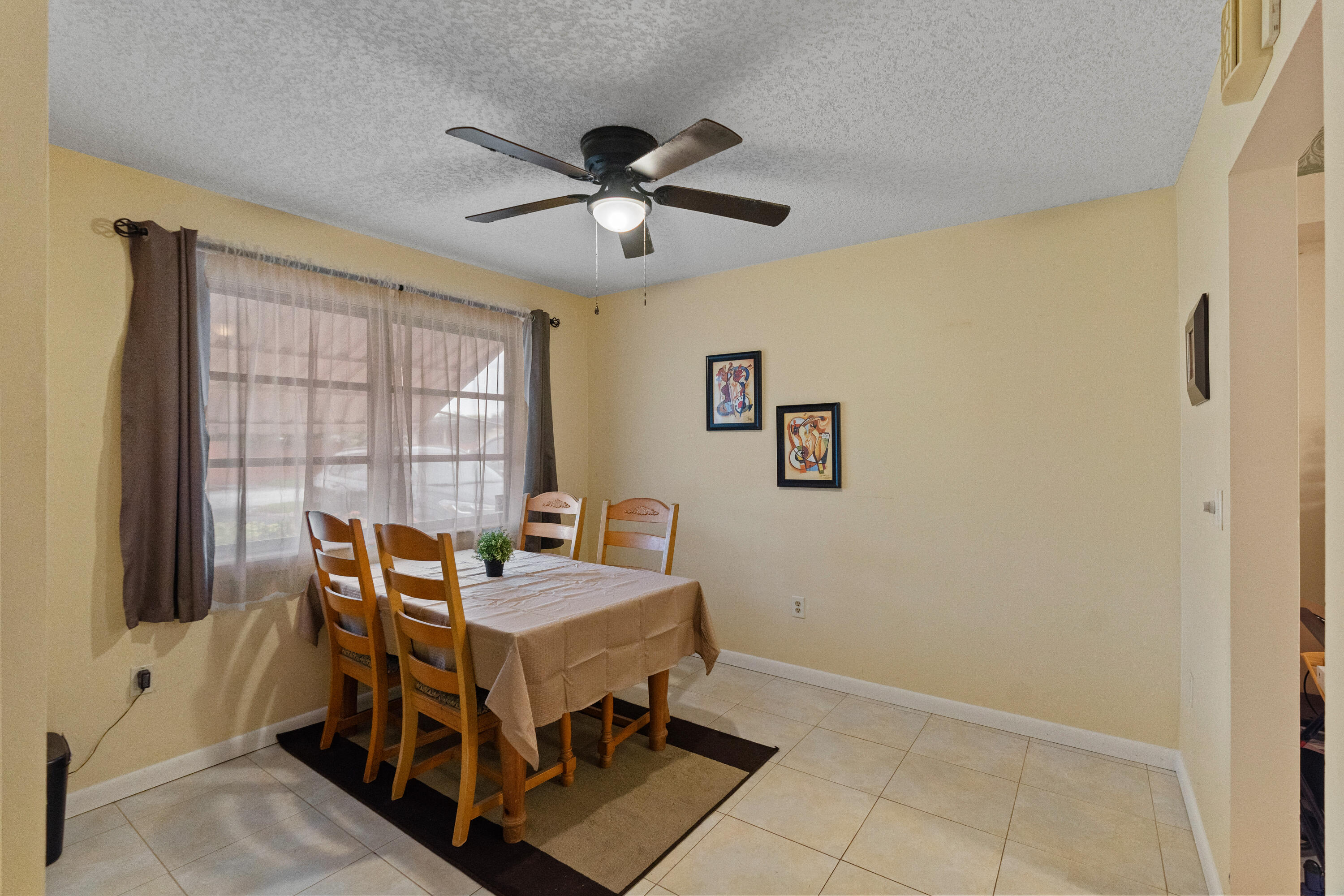 Pembroke Pines photo 4