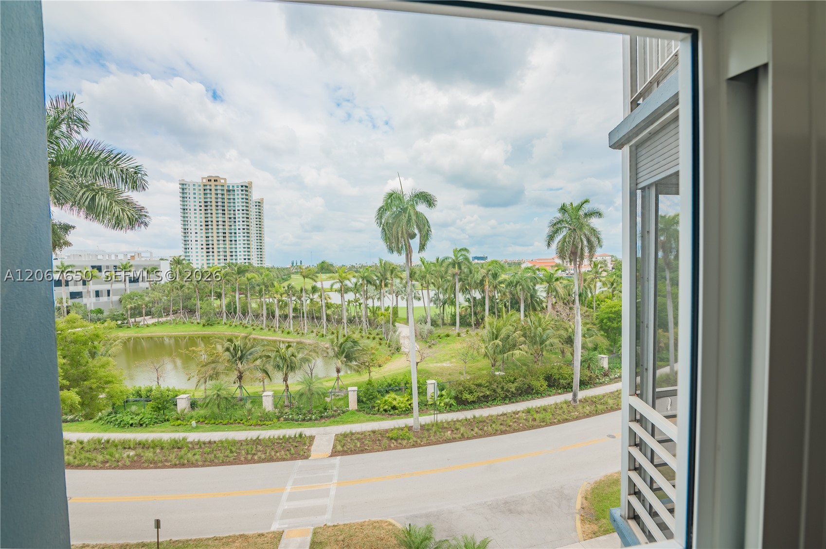 Hallandale Beach photo 2