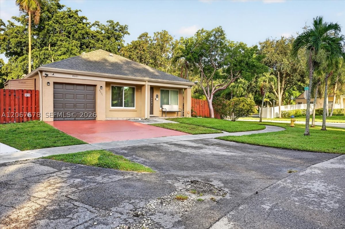Pembroke Pines photo 3