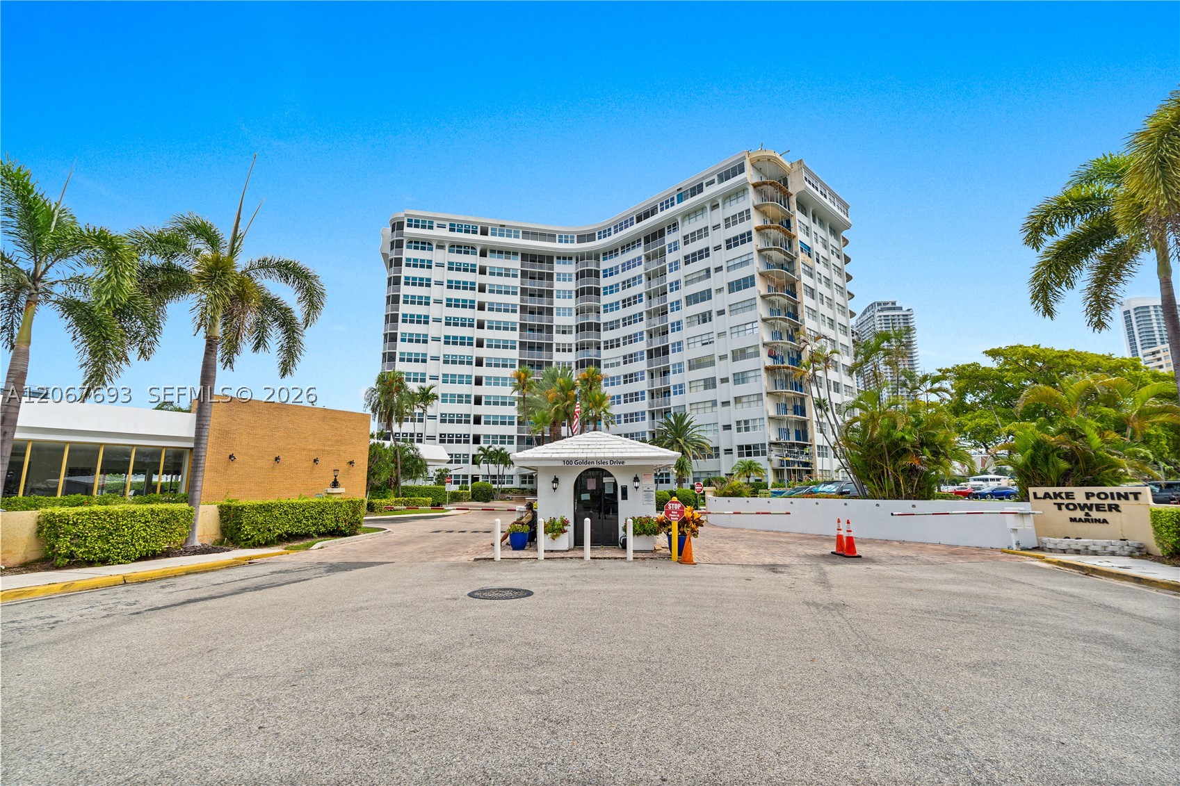 Hallandale Beach photo 2