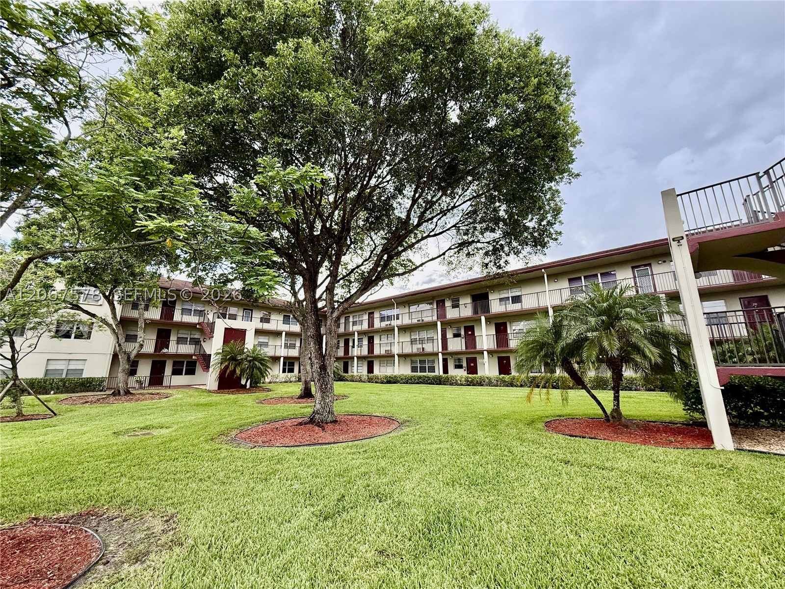 Pembroke Pines photo 5