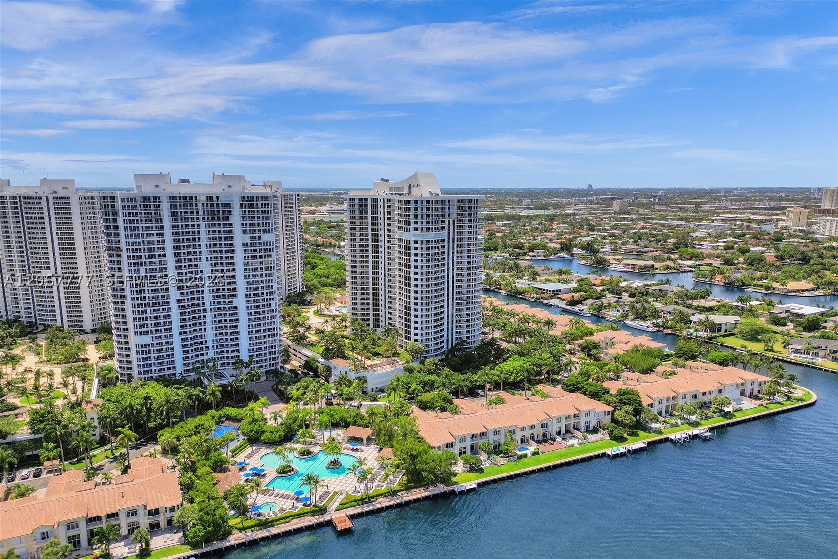 Aventura photo 4
