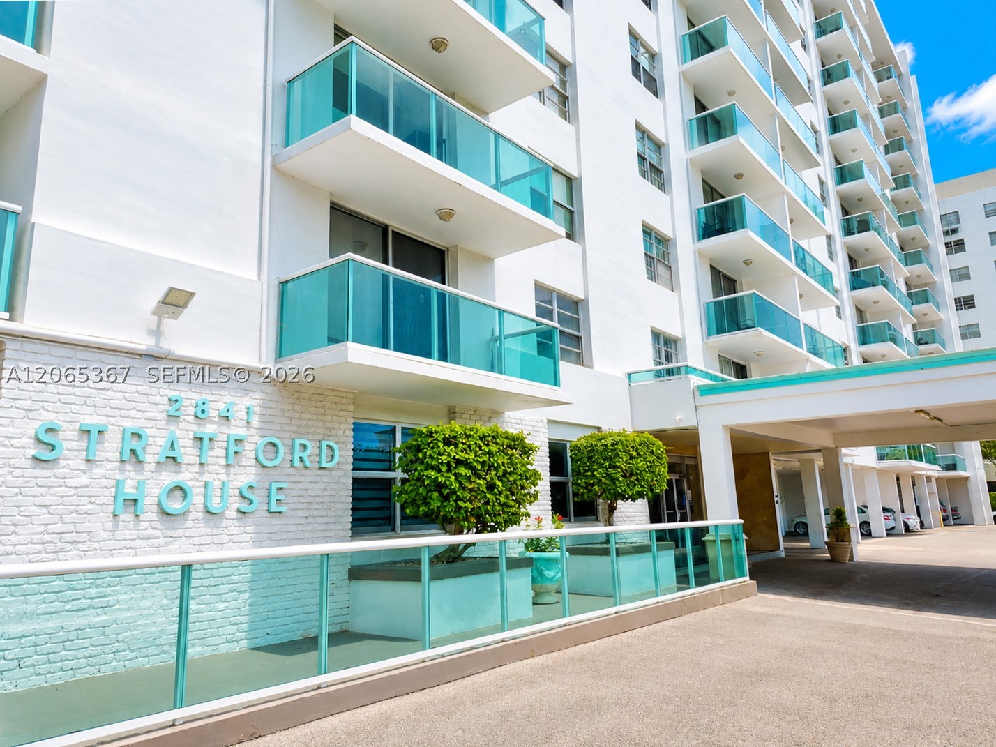 North Miami Beach photo 2