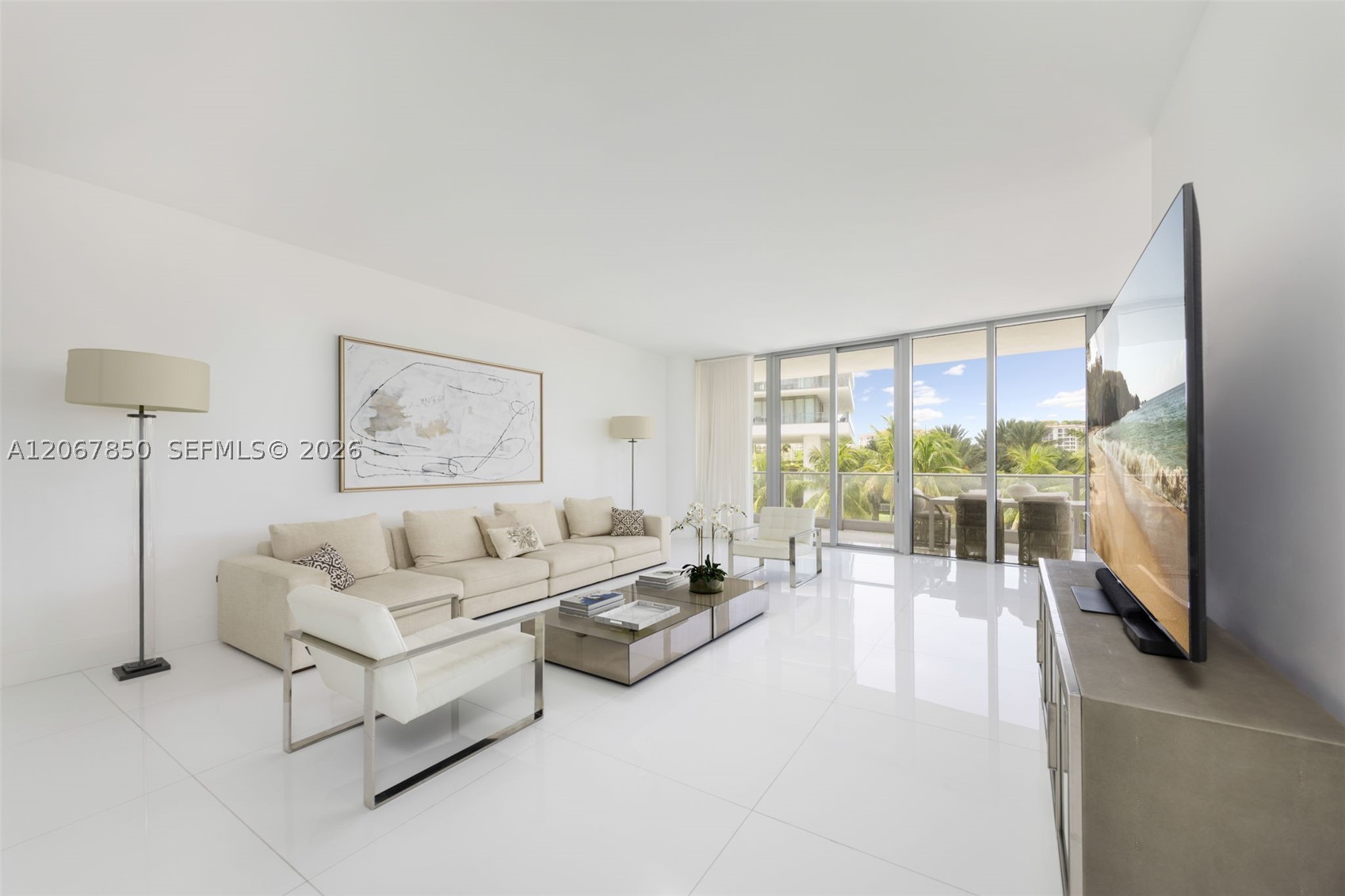 Miami Beach photo 2