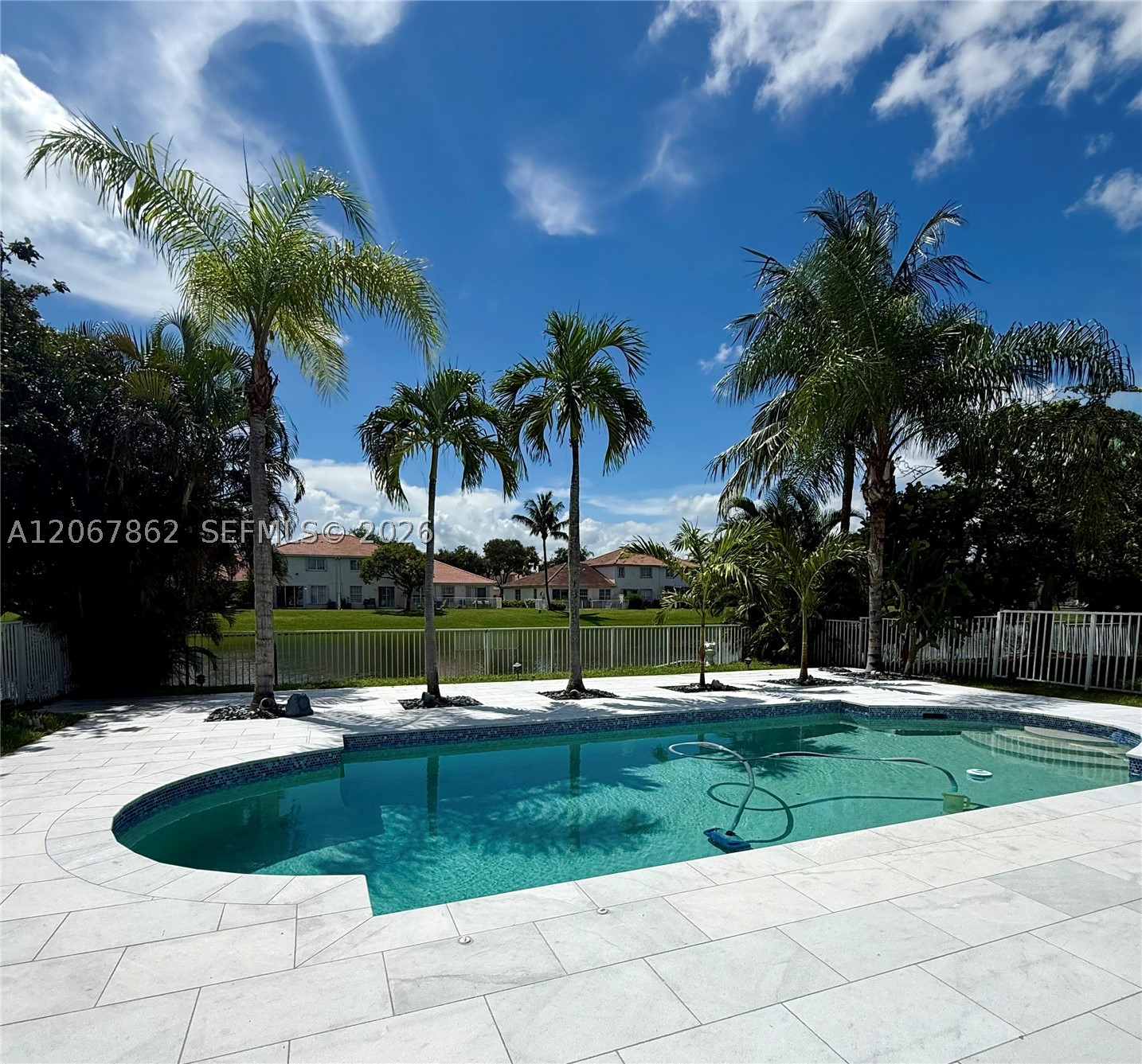 Pembroke Pines photo 1