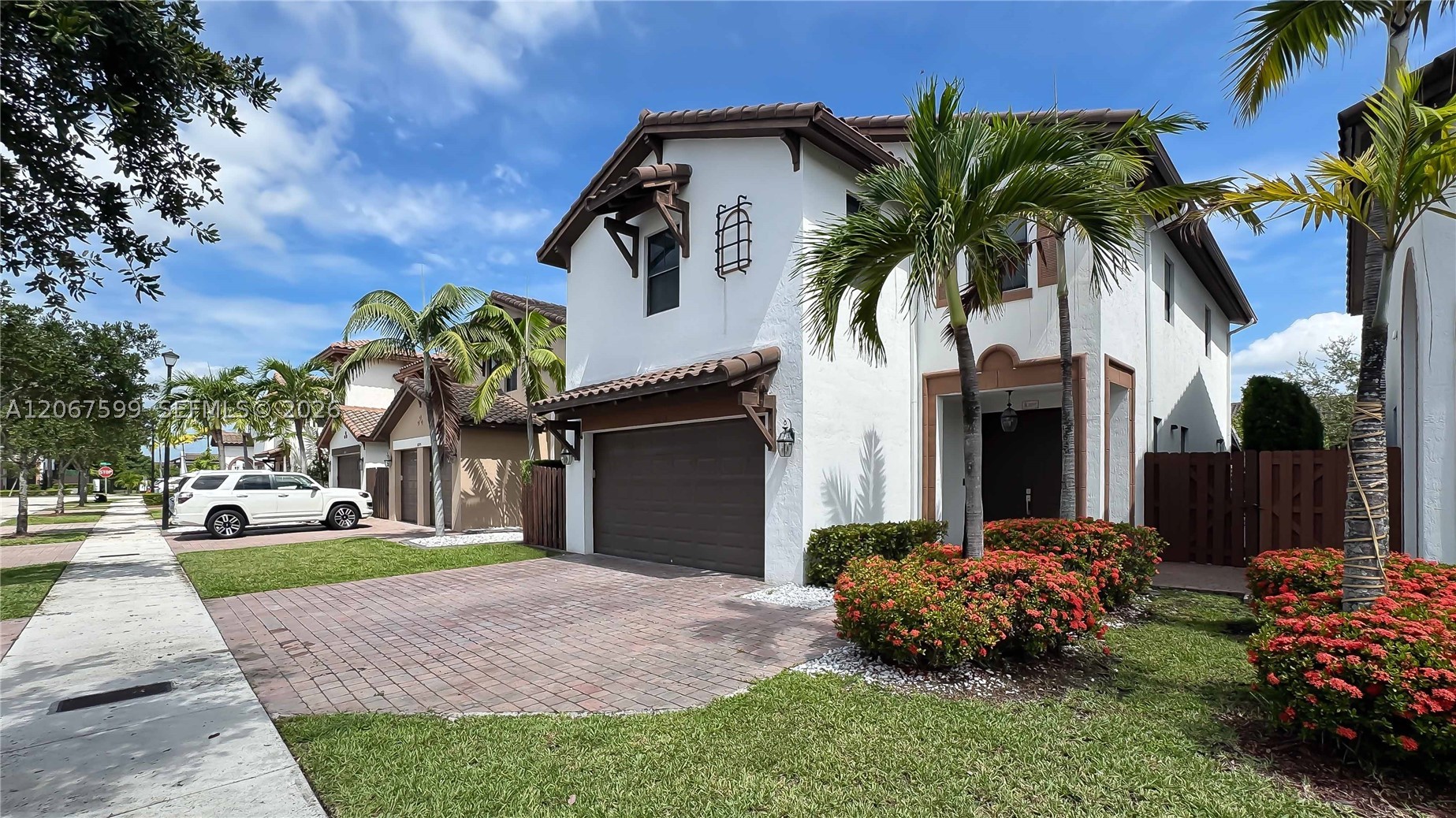 Doral photo 2