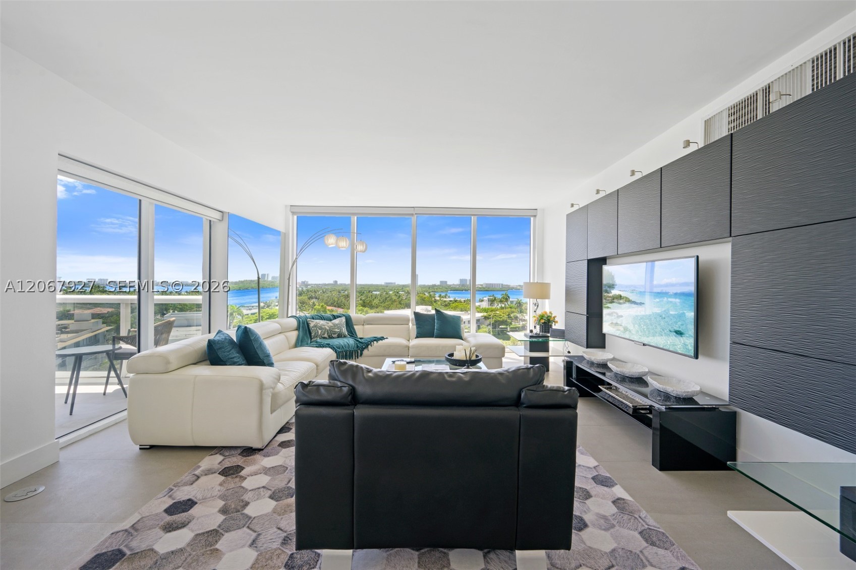 Bal Harbour photo 2
