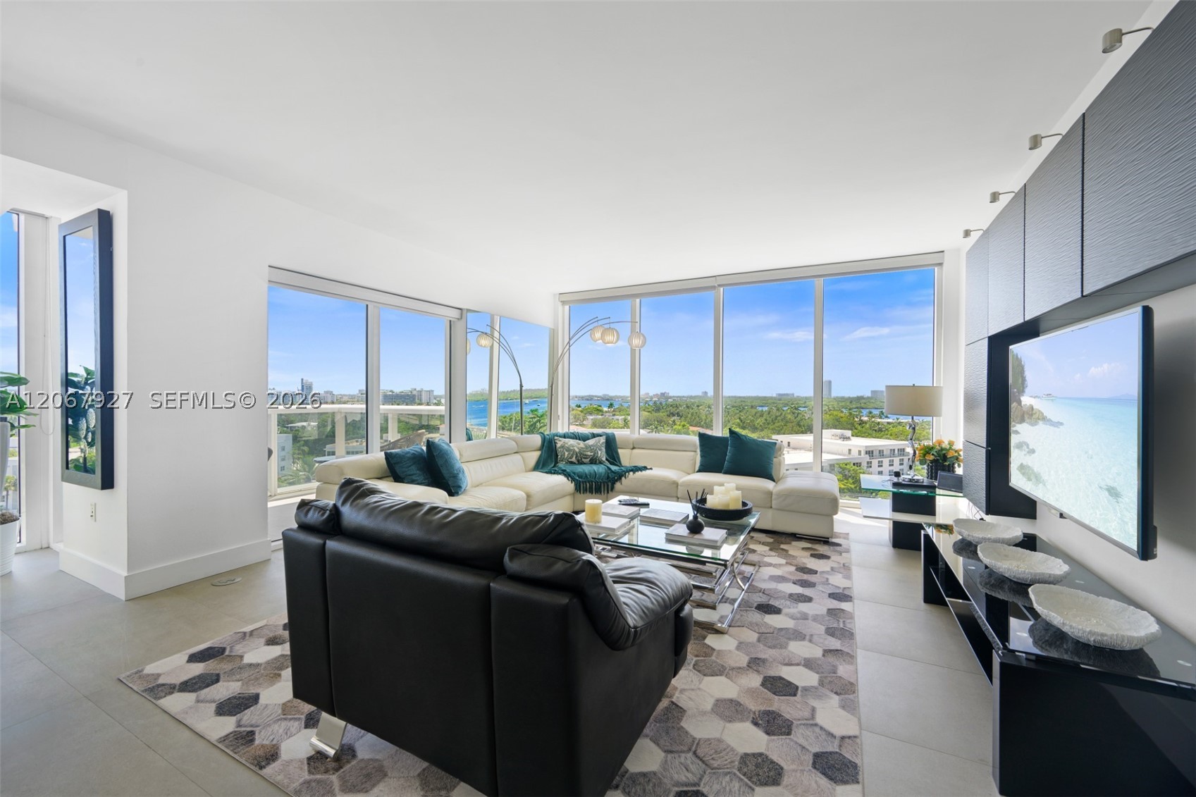 Bal Harbour photo 3