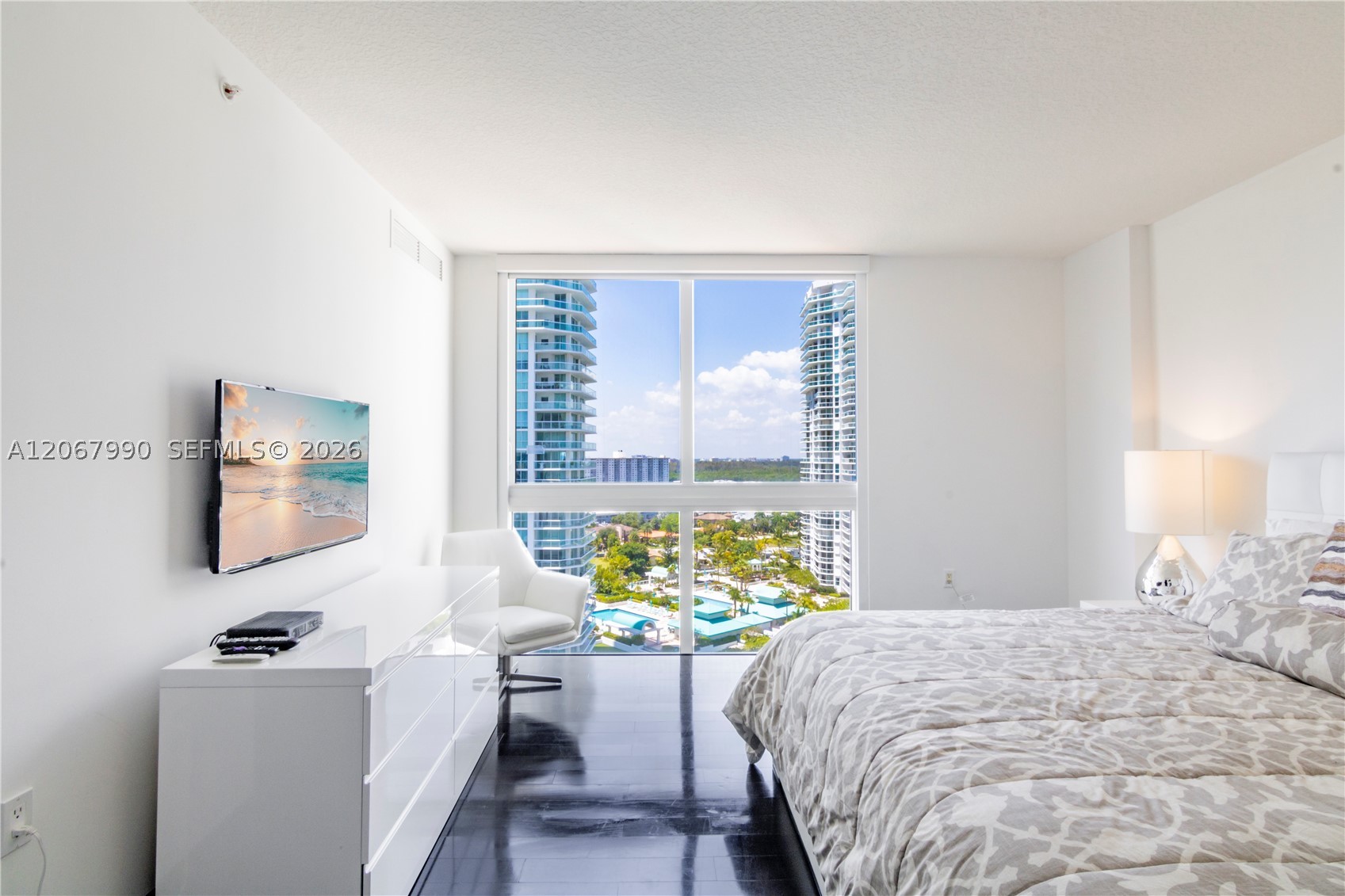 Sunny Isles Beach photo 3