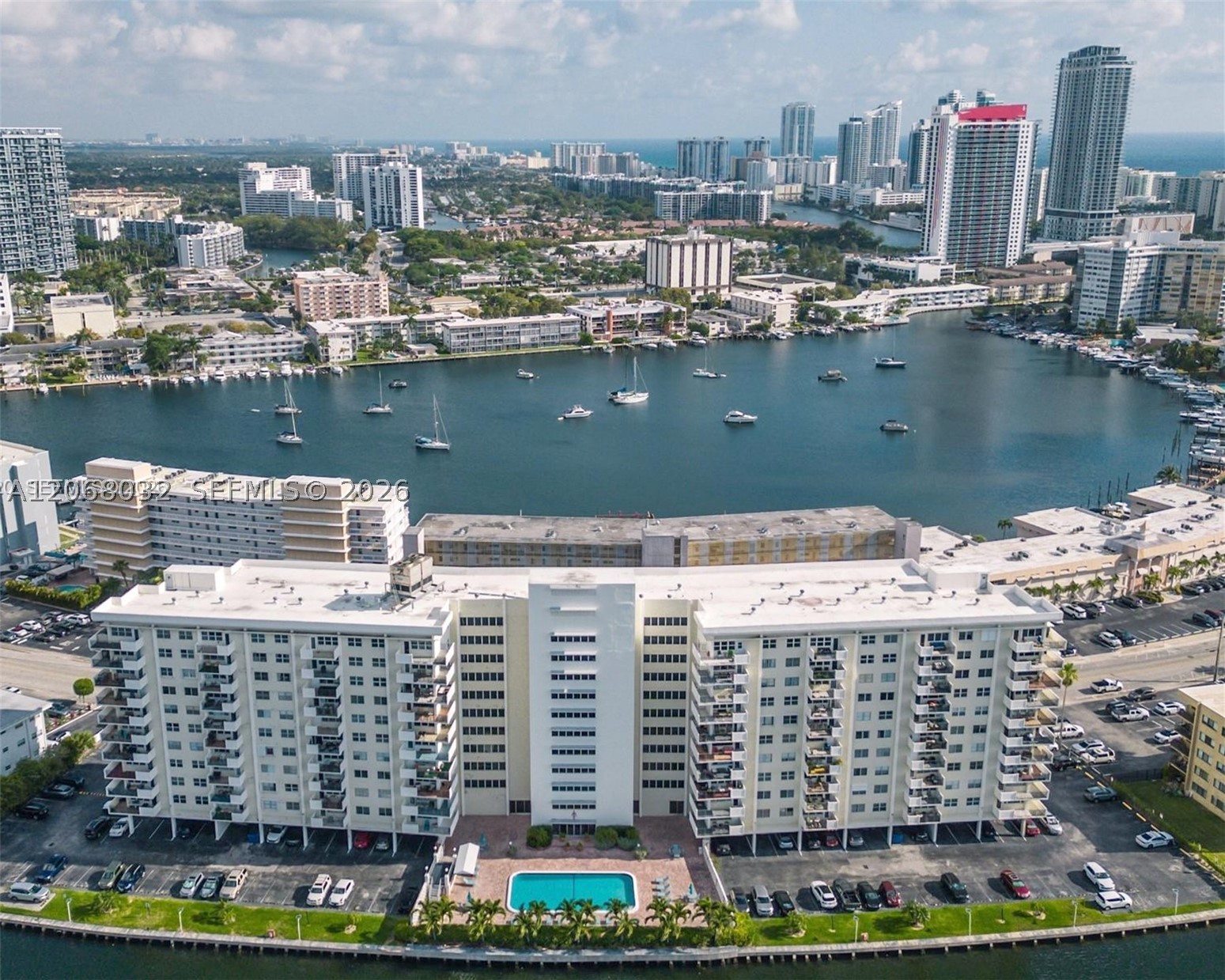 Hallandale Beach photo 3