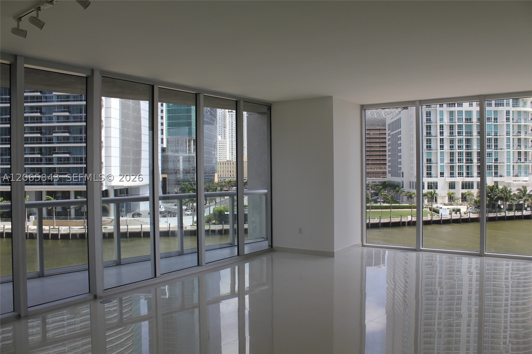 Miami photo 3