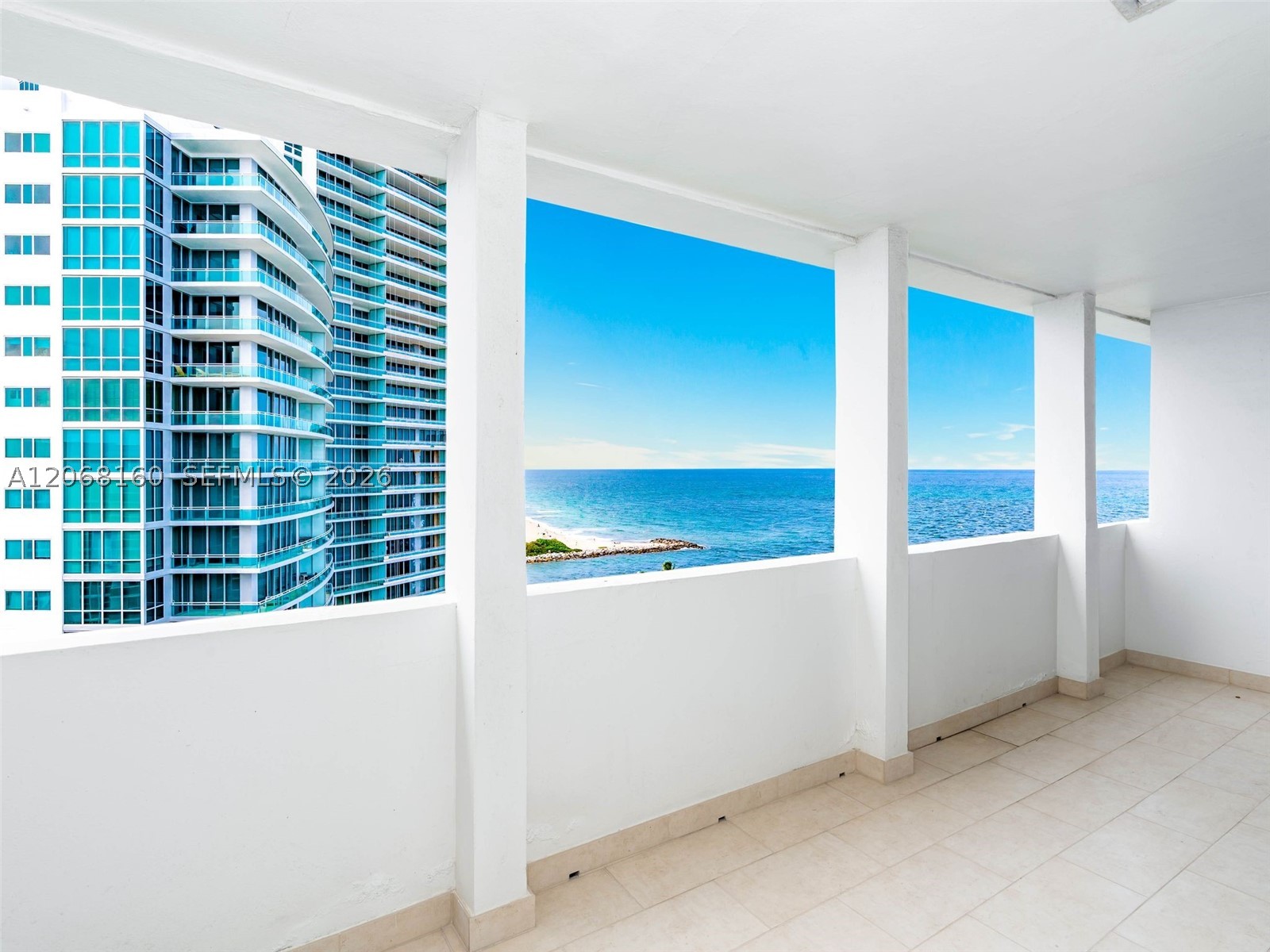Bal Harbour photo 2