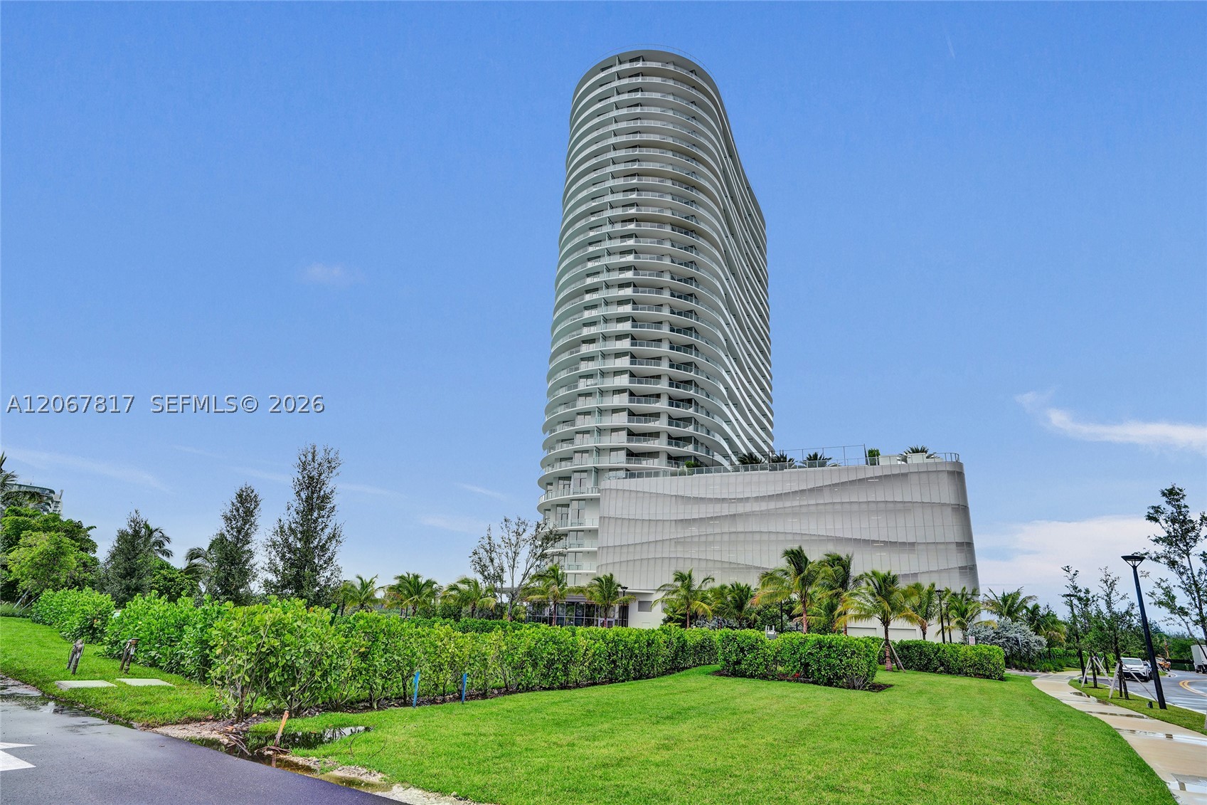 North Miami photo 2