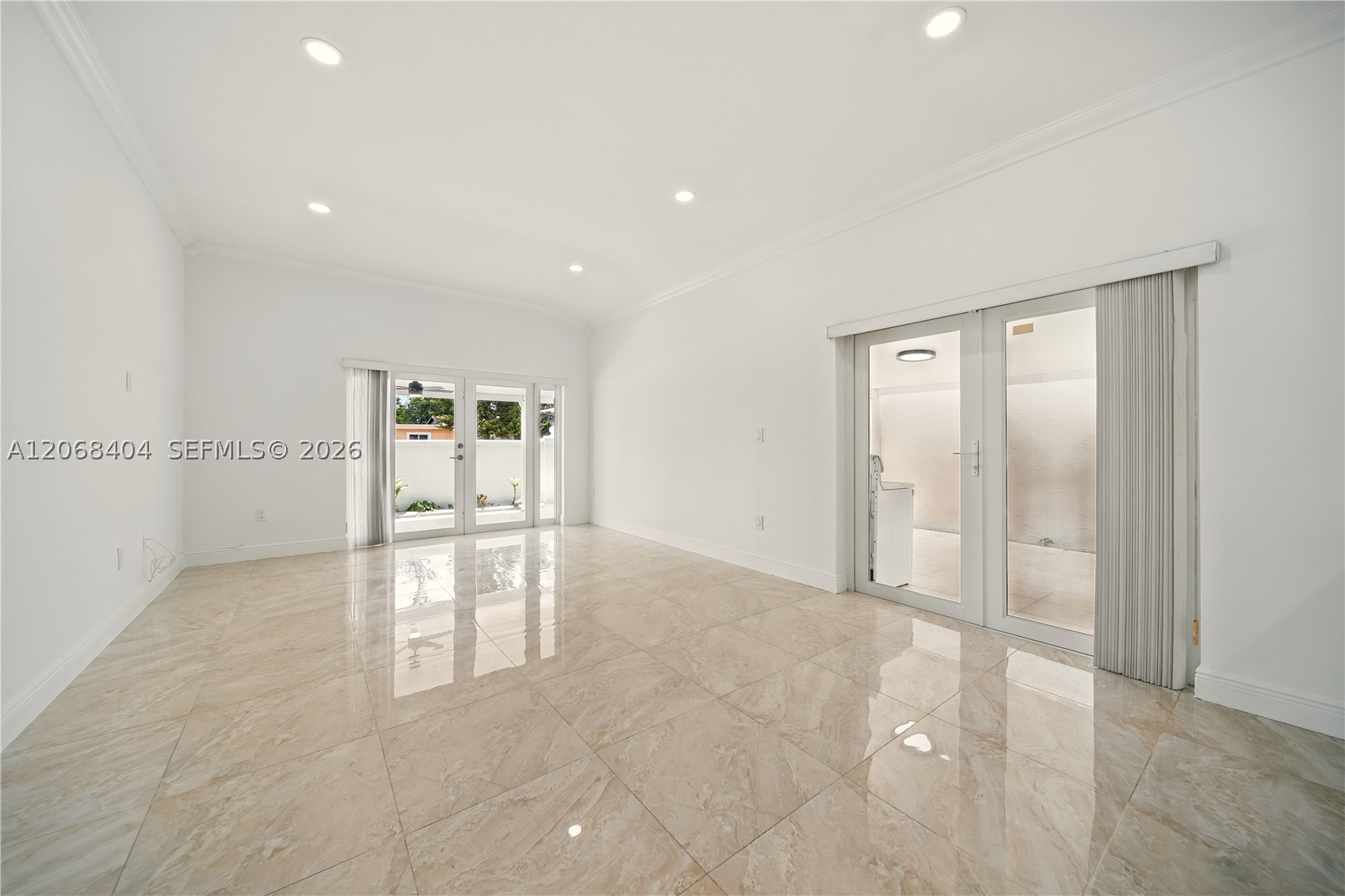 Miami Gardens photo 2