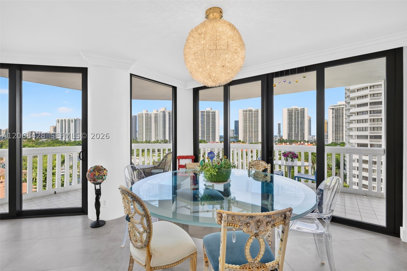 Aventura photo 5