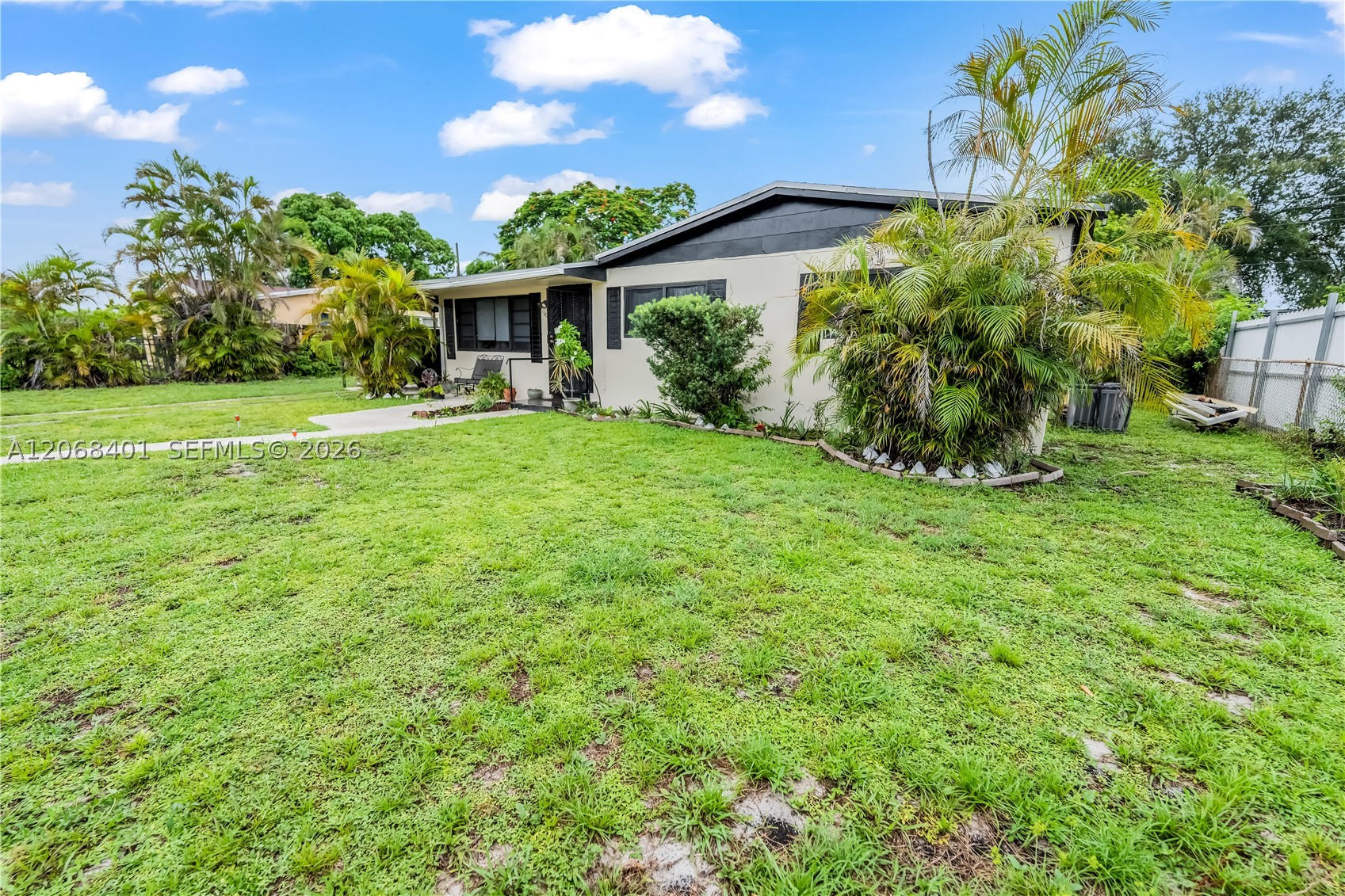 Miami Gardens photo 3
