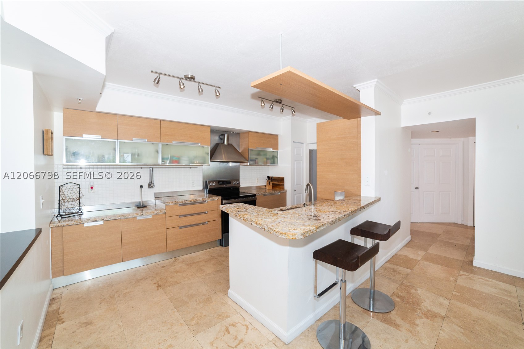 Sunny Isles Beach photo 1