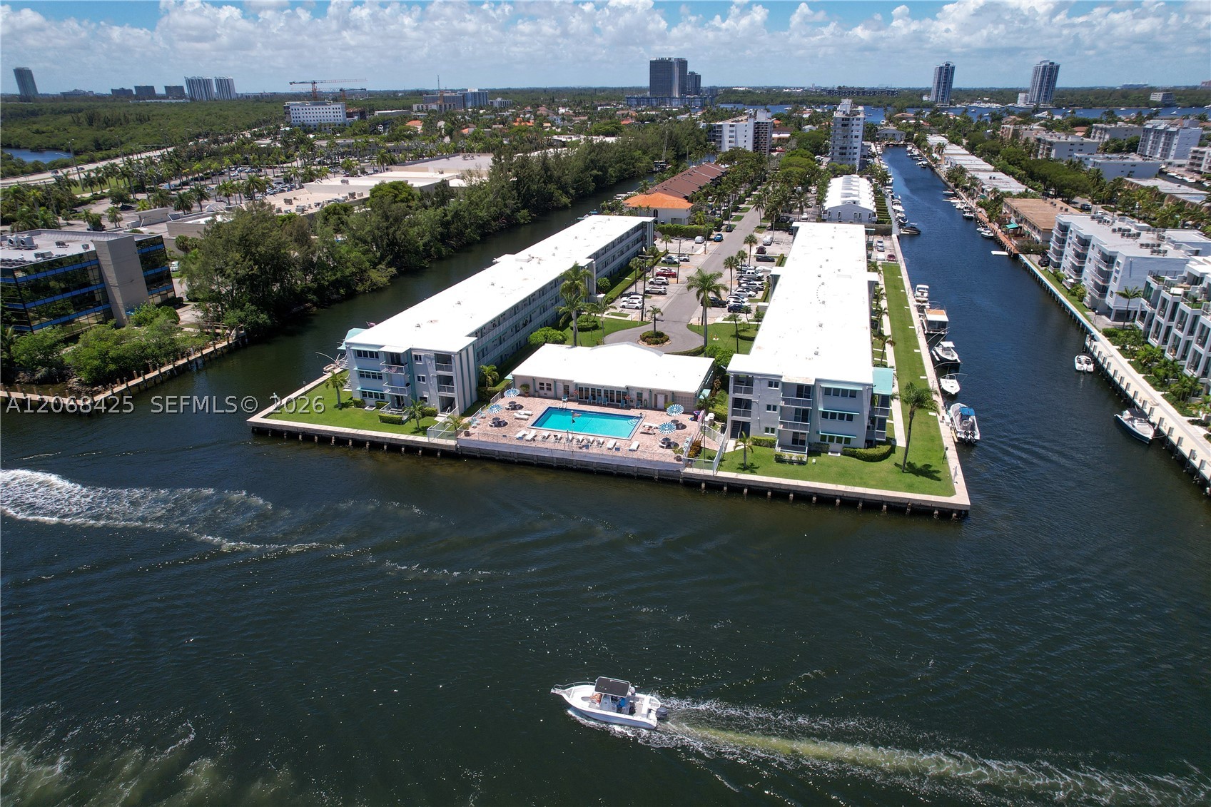 North Miami Beach photo 4