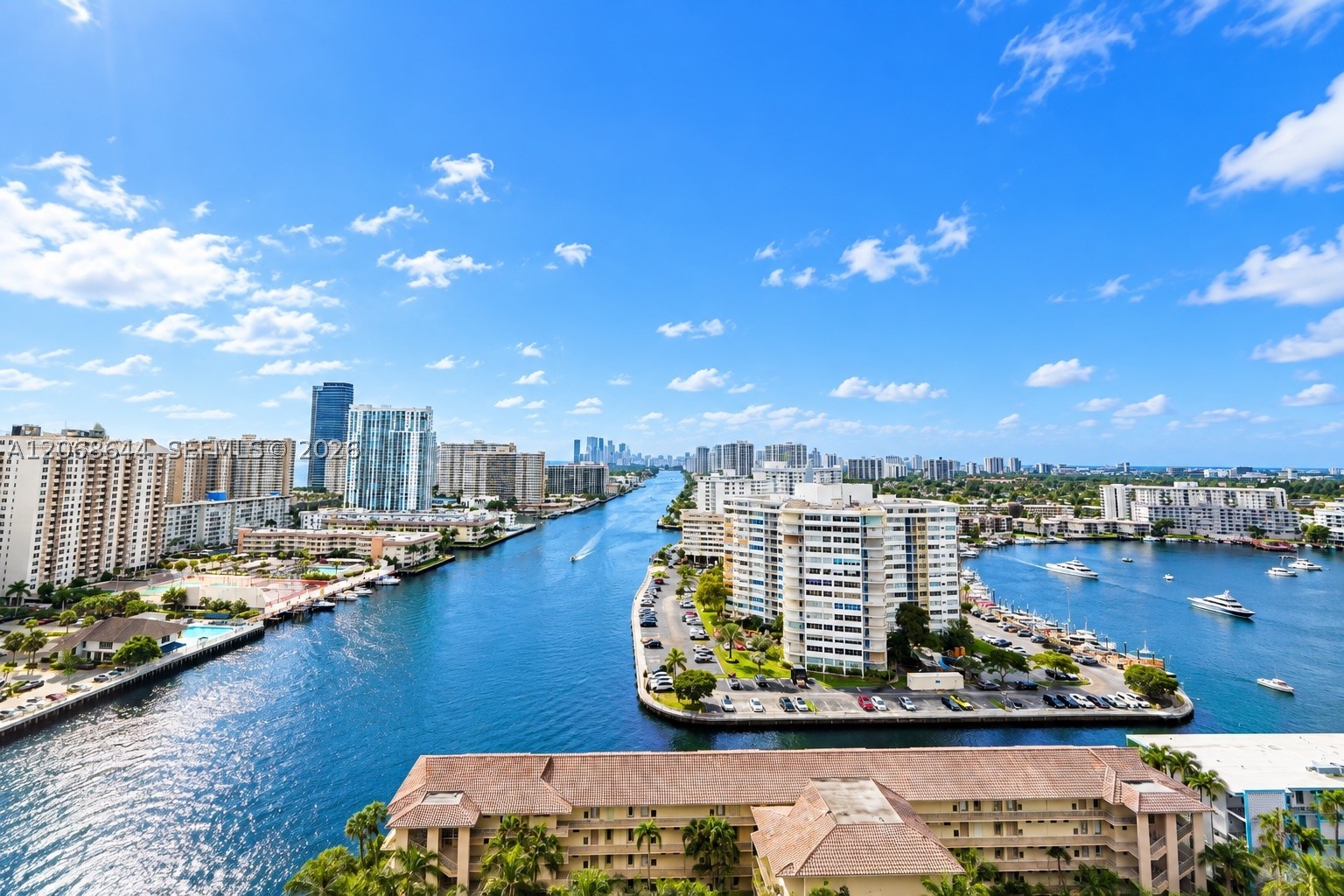 Hallandale Beach photo 2