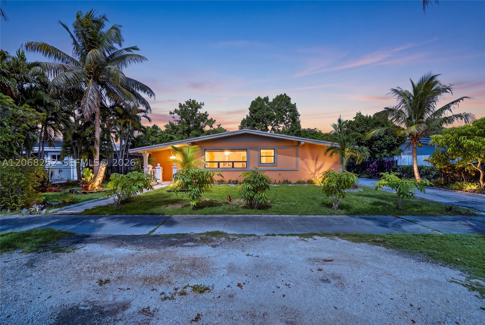 Miami Gardens photo 2