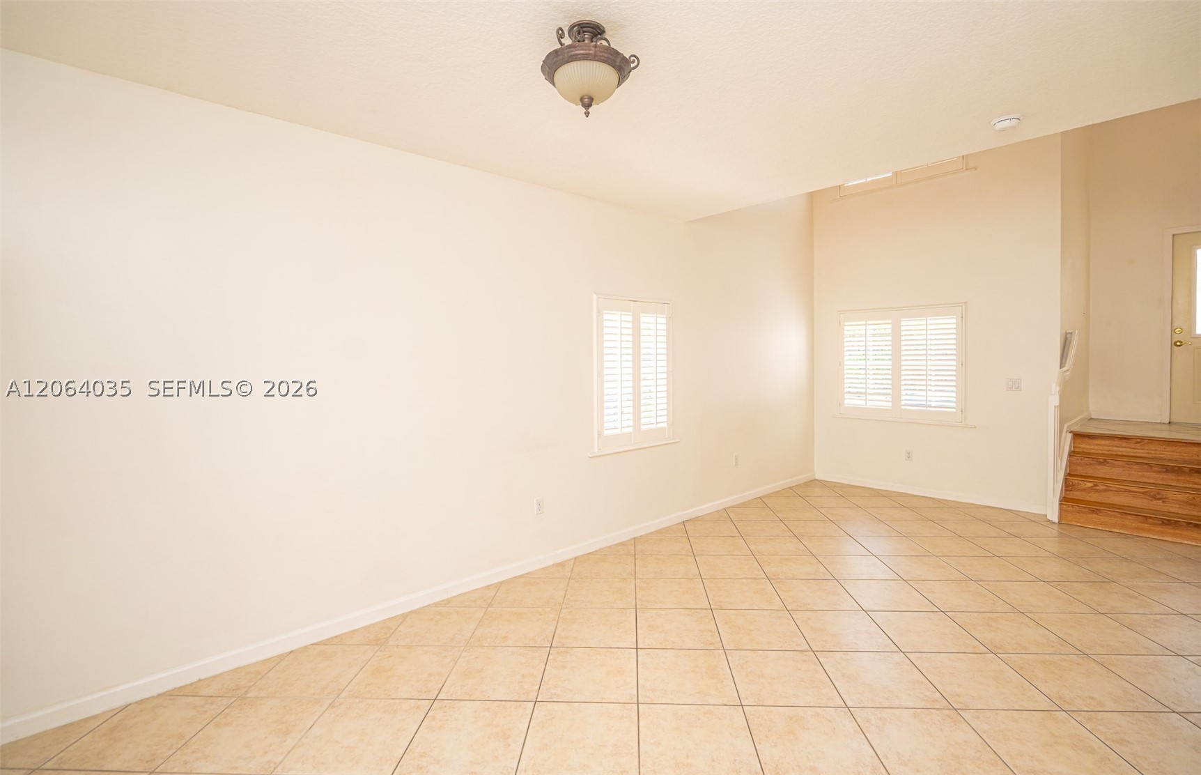 Miramar photo 3