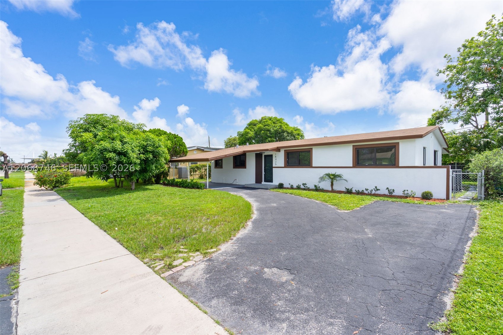 Miami Gardens photo 2