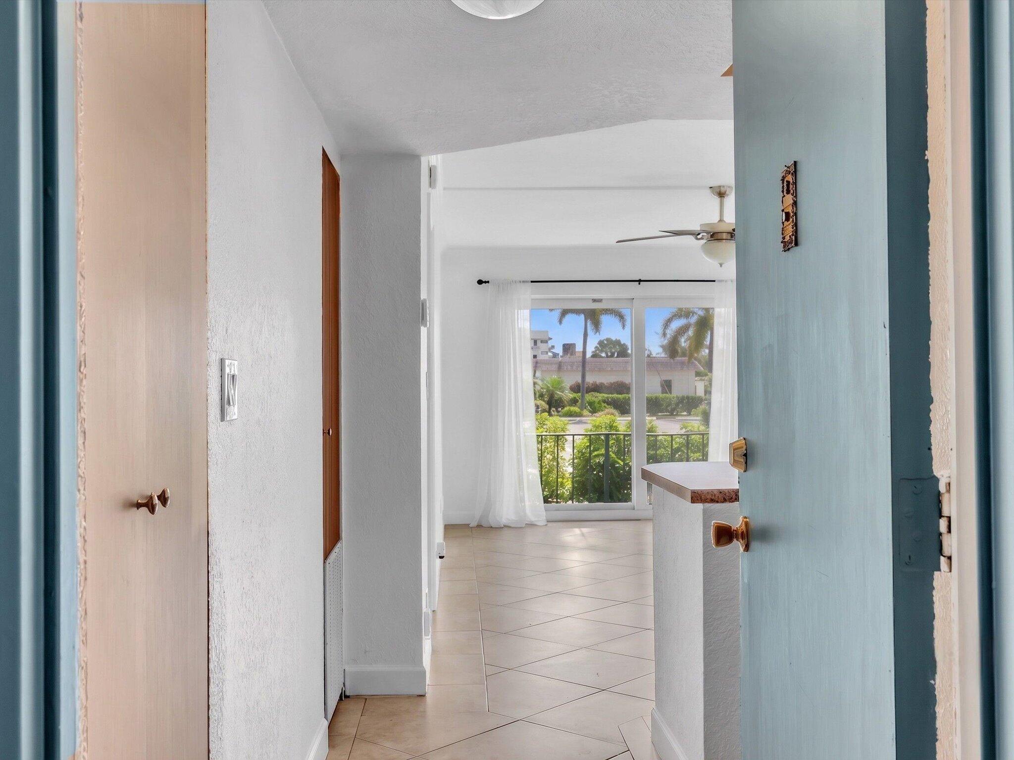 Wilton Manors photo 3