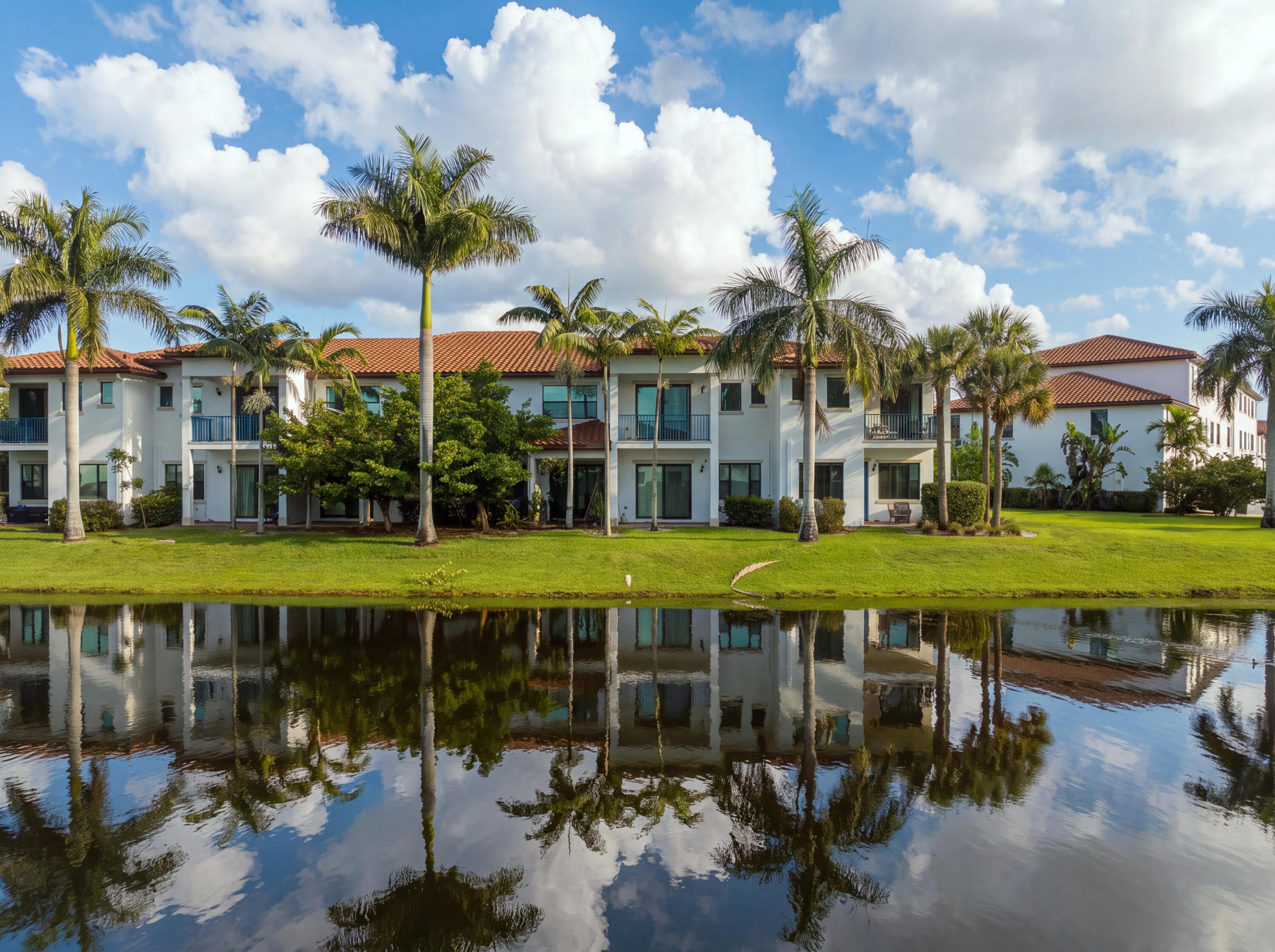 Pembroke Pines photo 5
