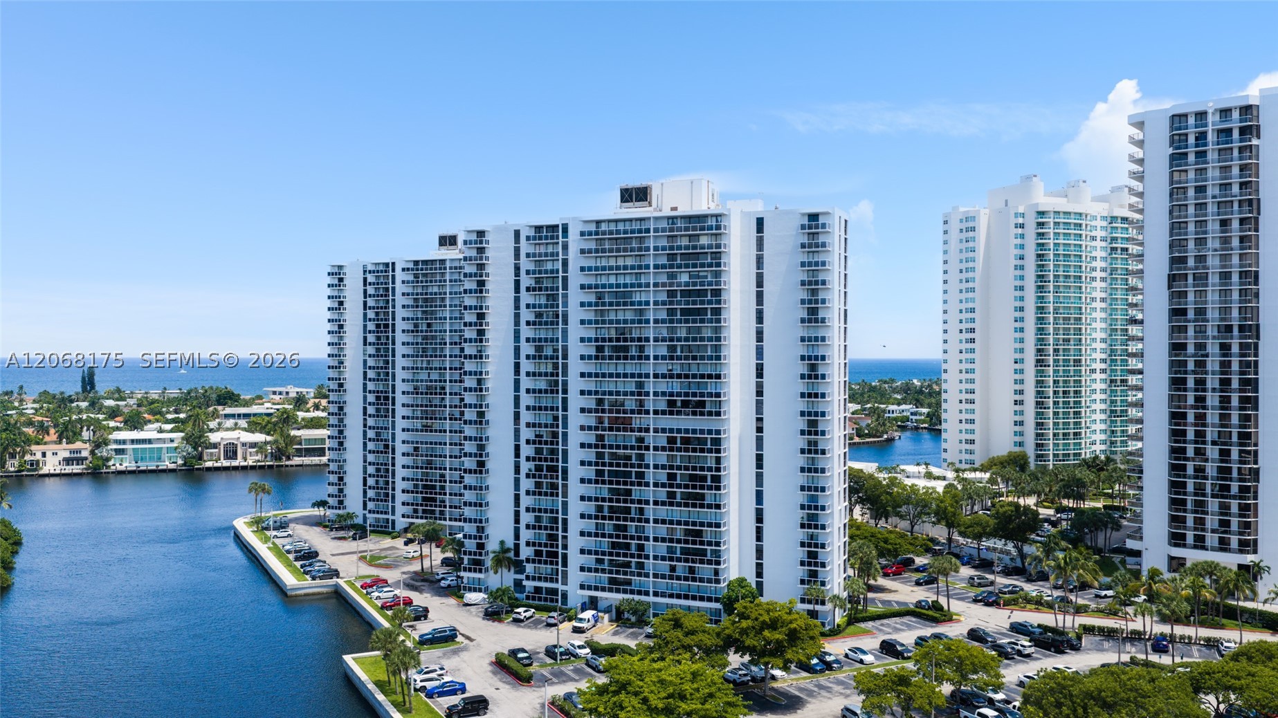 Aventura photo 4