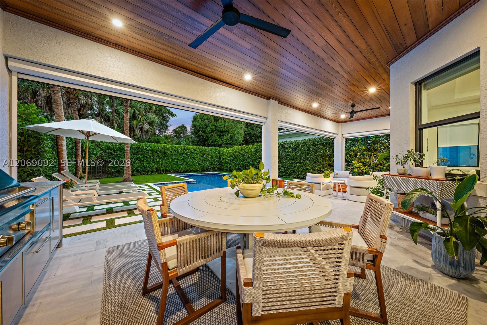 Palm Beach Gardens photo 3