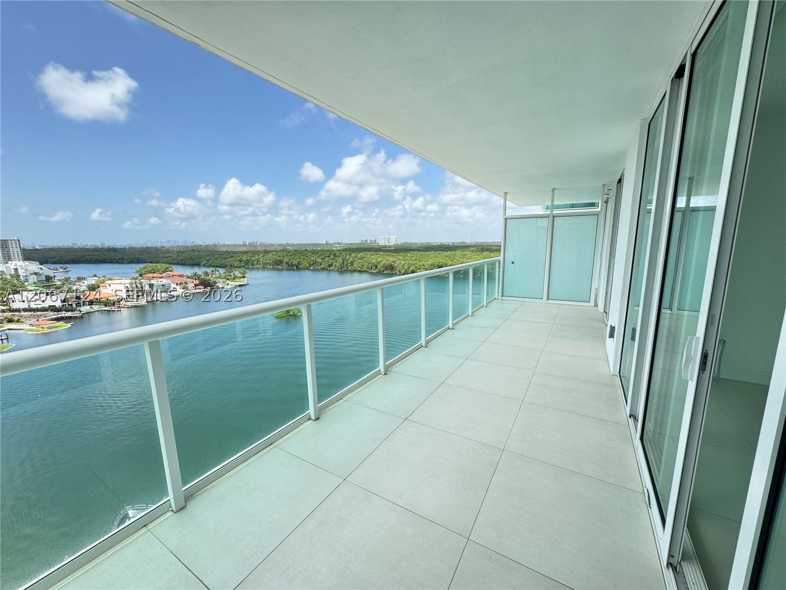 Sunny Isles Beach photo 2