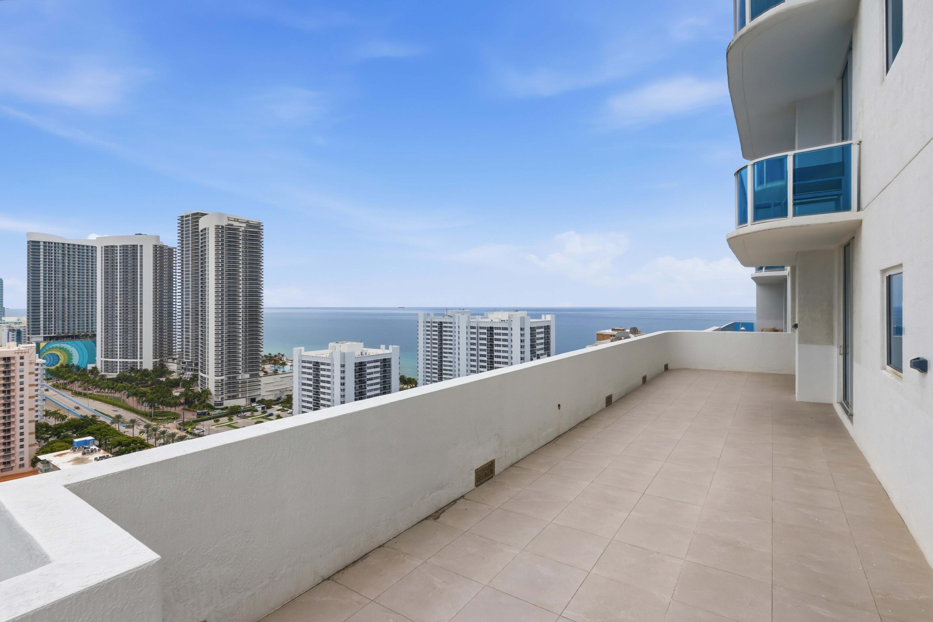Hallandale Beach photo 1