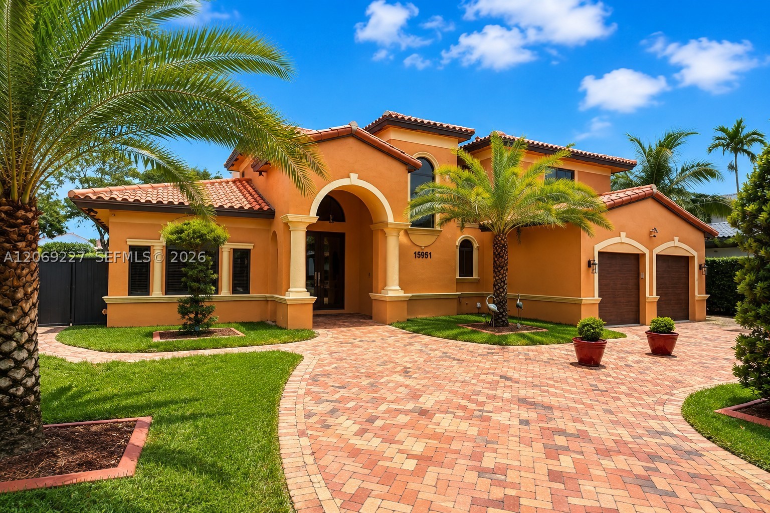 Miami Lakes photo 3