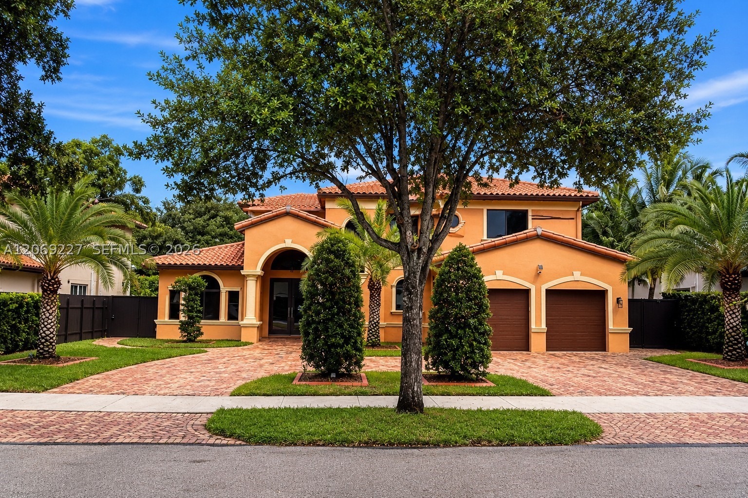 Miami Lakes photo 5
