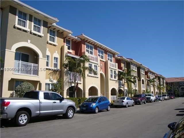 Doral photo 2