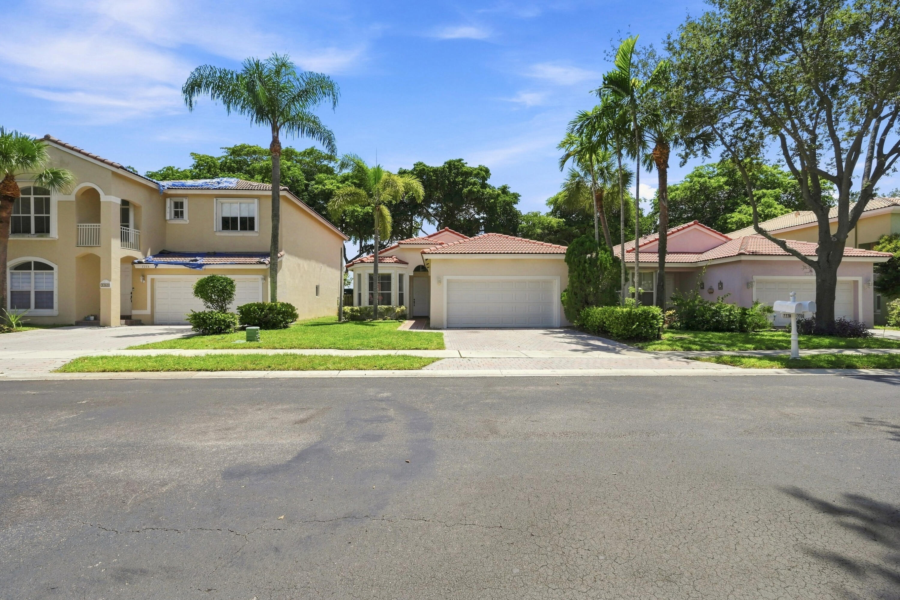 Pembroke Pines photo 4